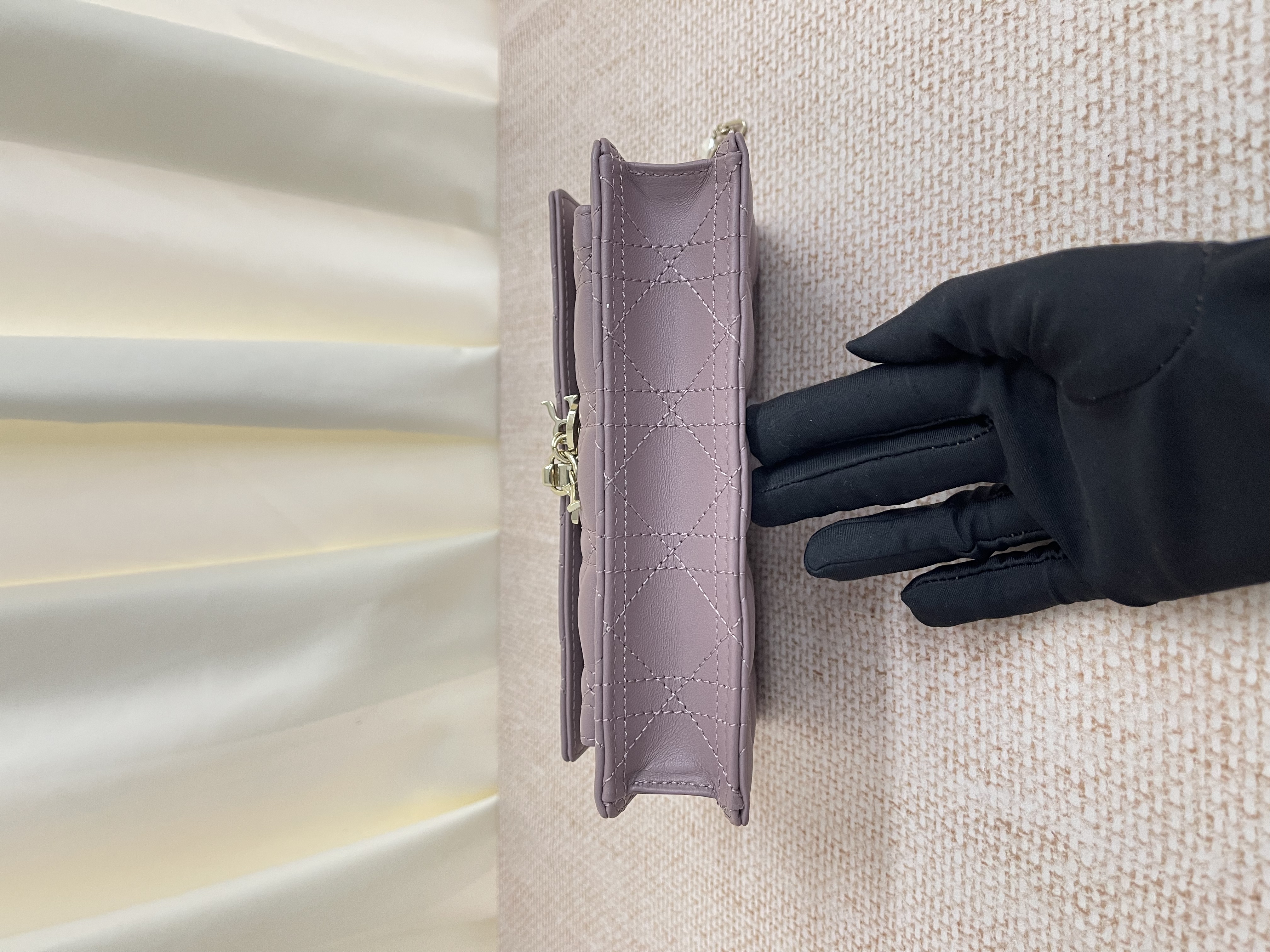 Pre-owned Dior Lady Dior Chain Pouch/ Product Code: 26042404