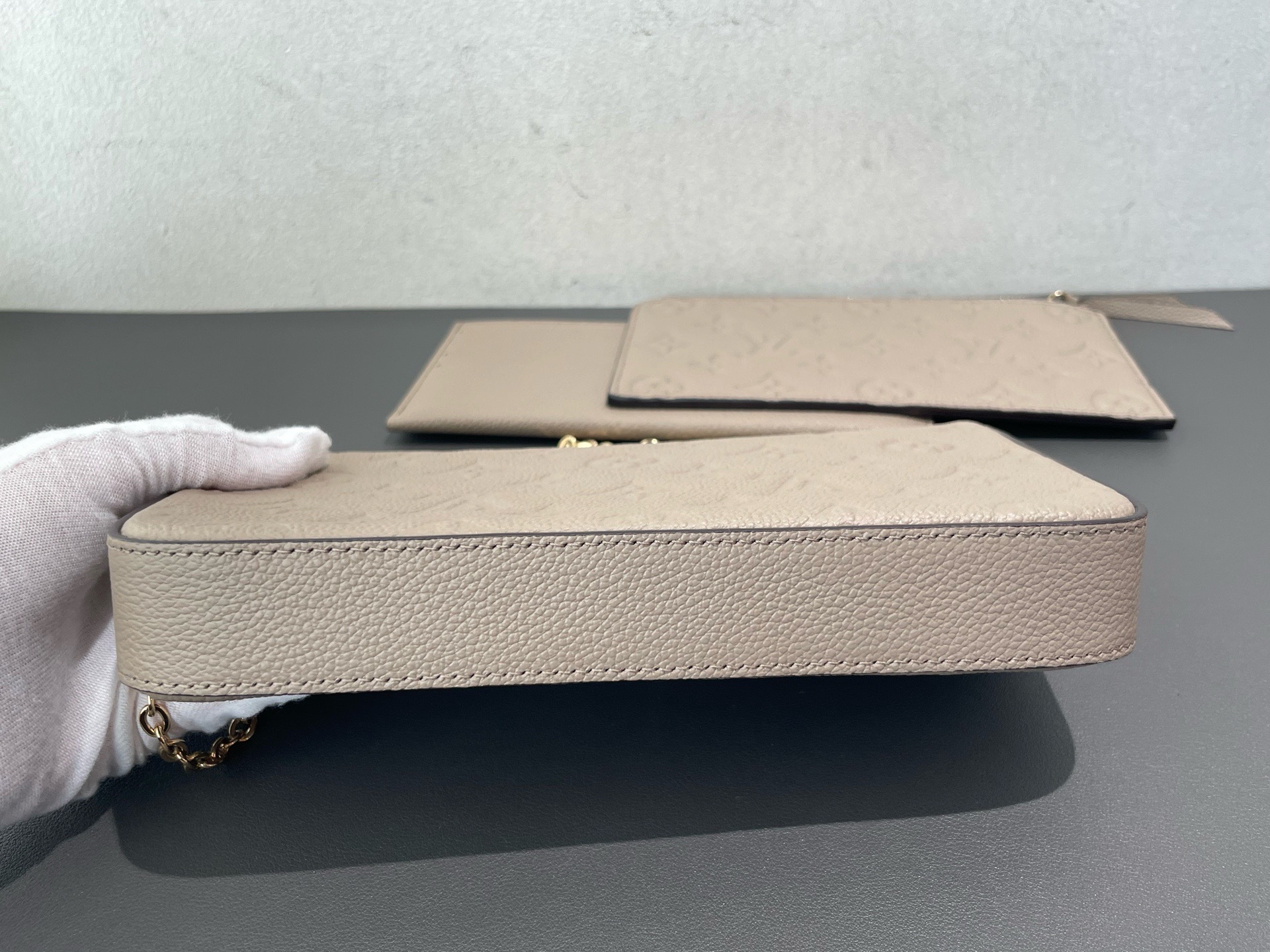 【預訂貨品】LV 全皮灰色 三合一woc