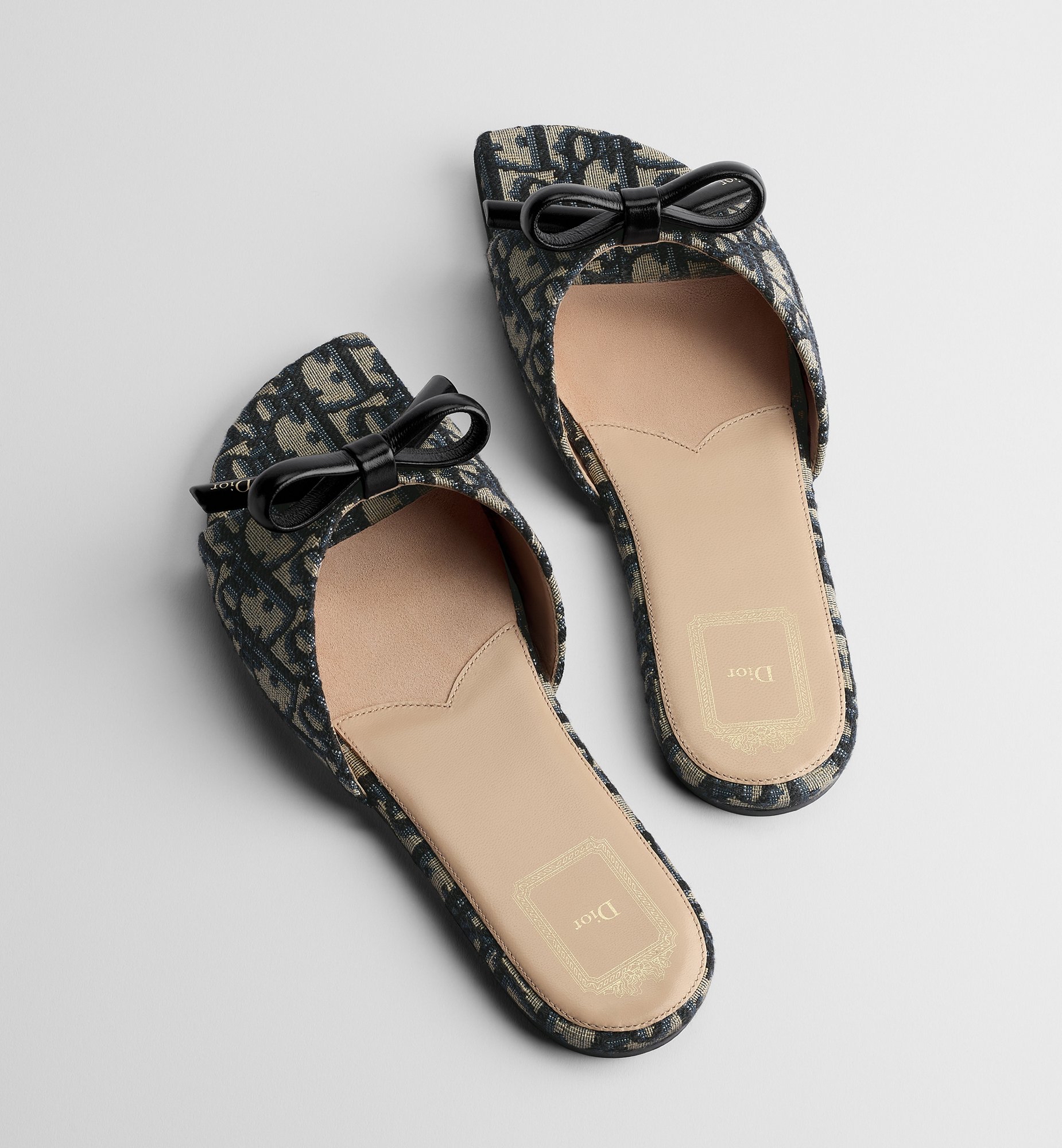 限時優惠🥨 新款🆕訂貨📮Dior Bow slide Size 38/38.5/39/40