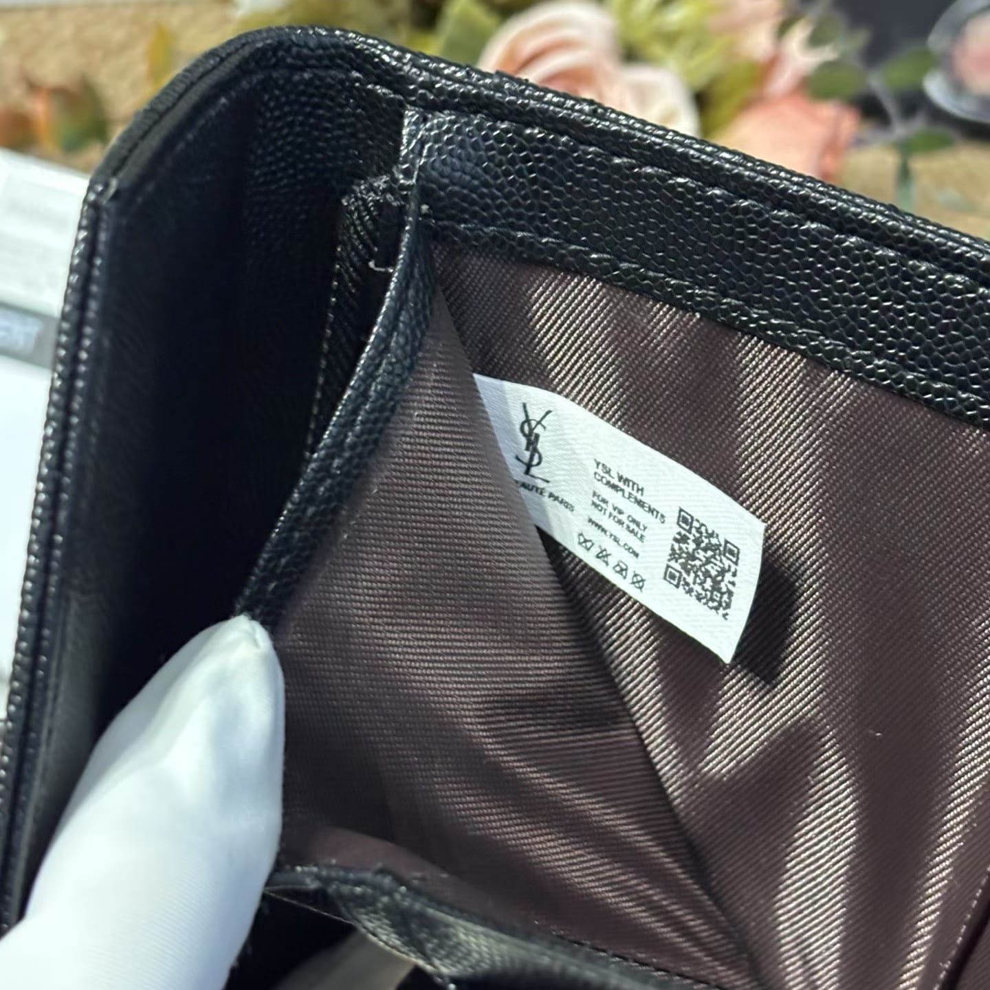 YSL 魚子醬黑銀錢包👈包順豐運費