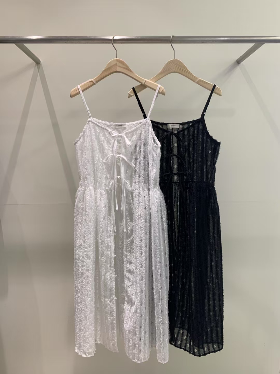 Spaghetti Strap Bow Tie Embroidered Sheer Mesh Long Top ‖ 吊带蝴蝶结绑带刺绣网纱长版上衣 KR01902203