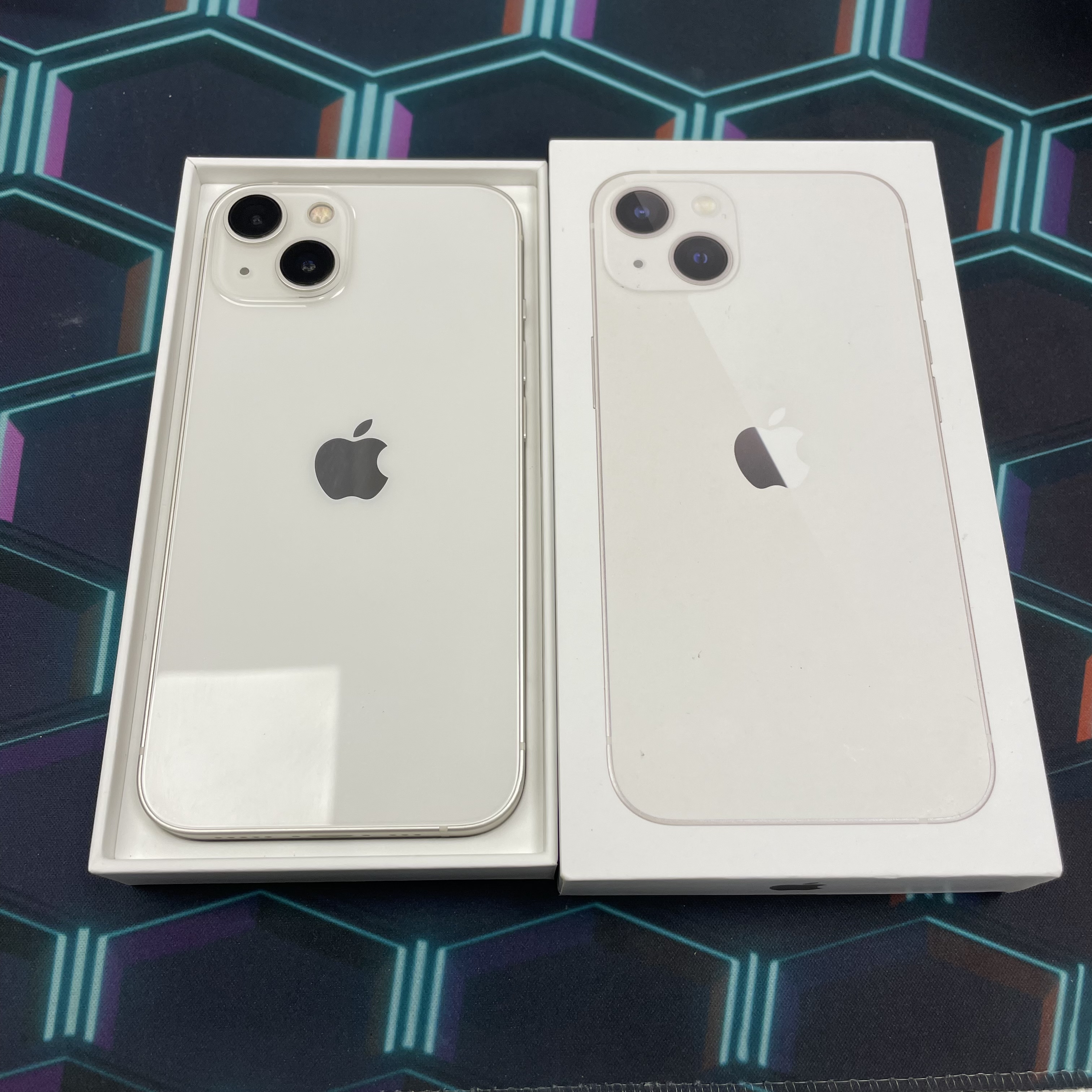 *6416 13 勁靚機 128GB 電83 白色 white