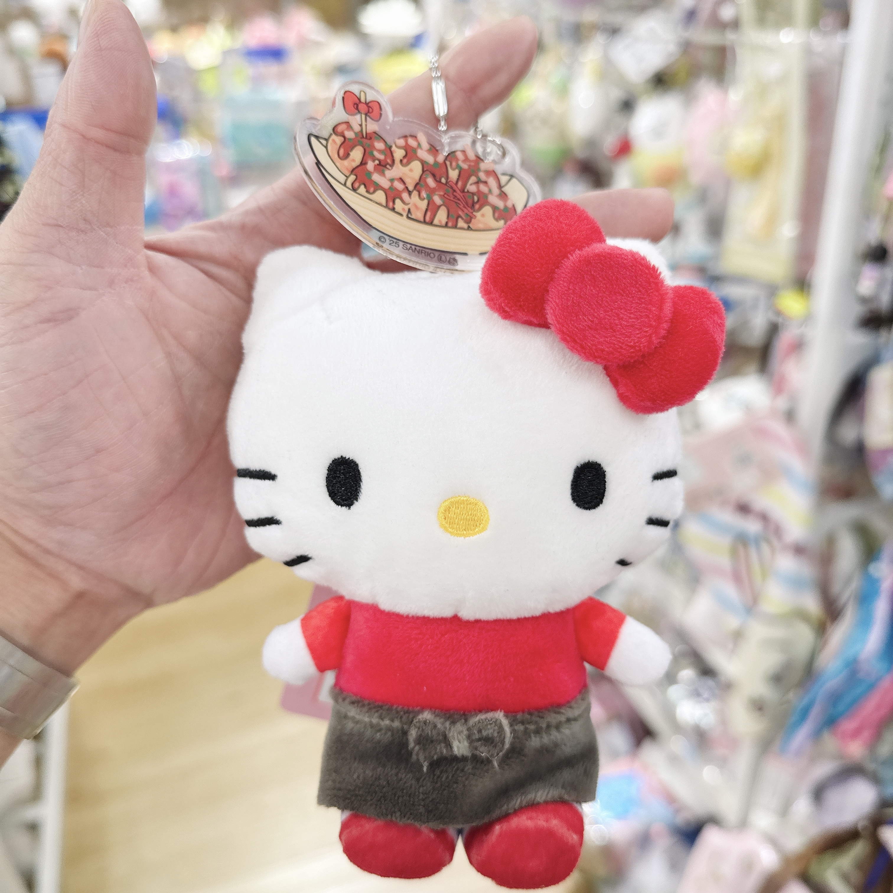 日本限定版Hello Kitty廚師造型公仔掛飾