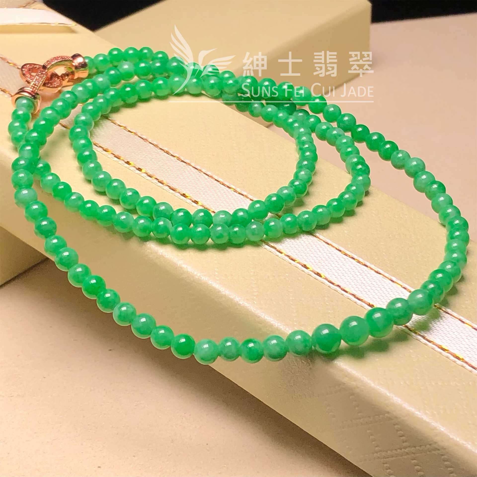 CA00700翠色小米頸串