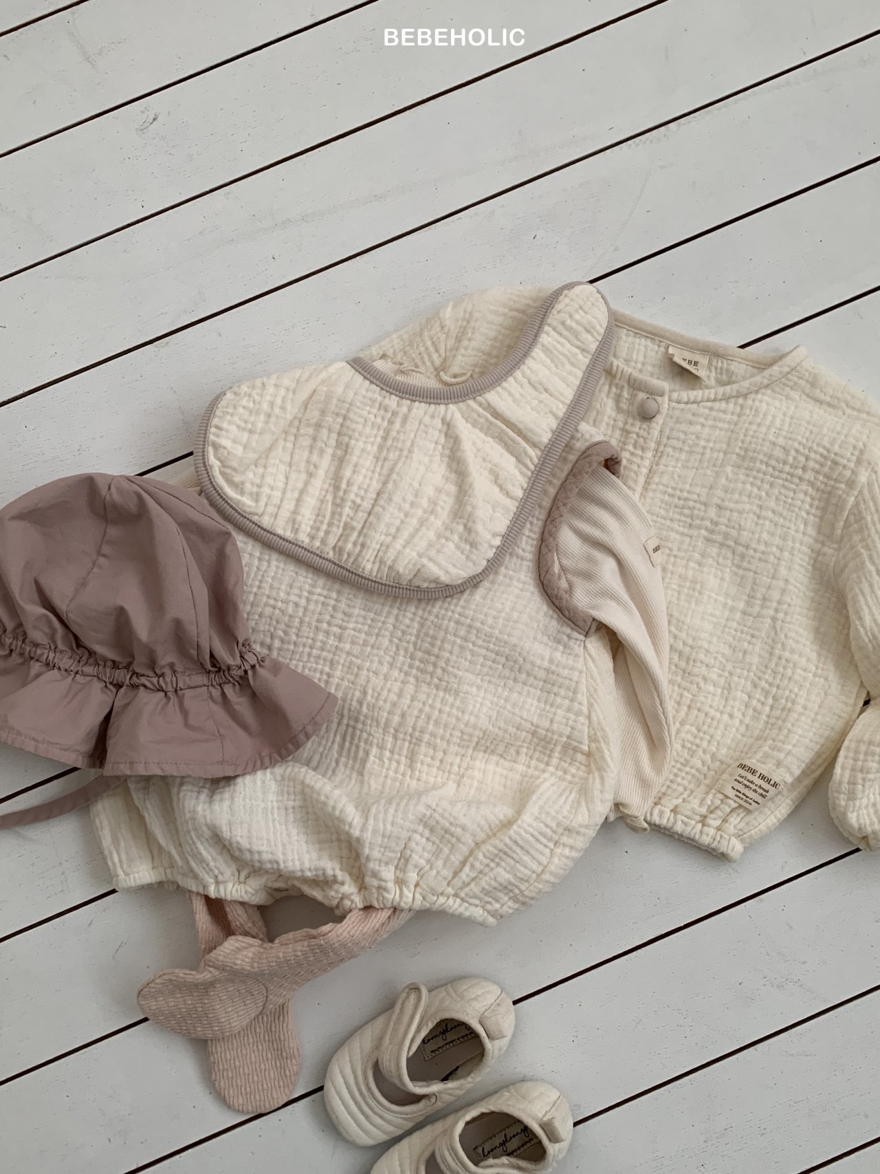 🌸預訂 韓國直送🌸🇰🇷BEBEHOLIC三色背心包屁衣/圍兜/開襟外套