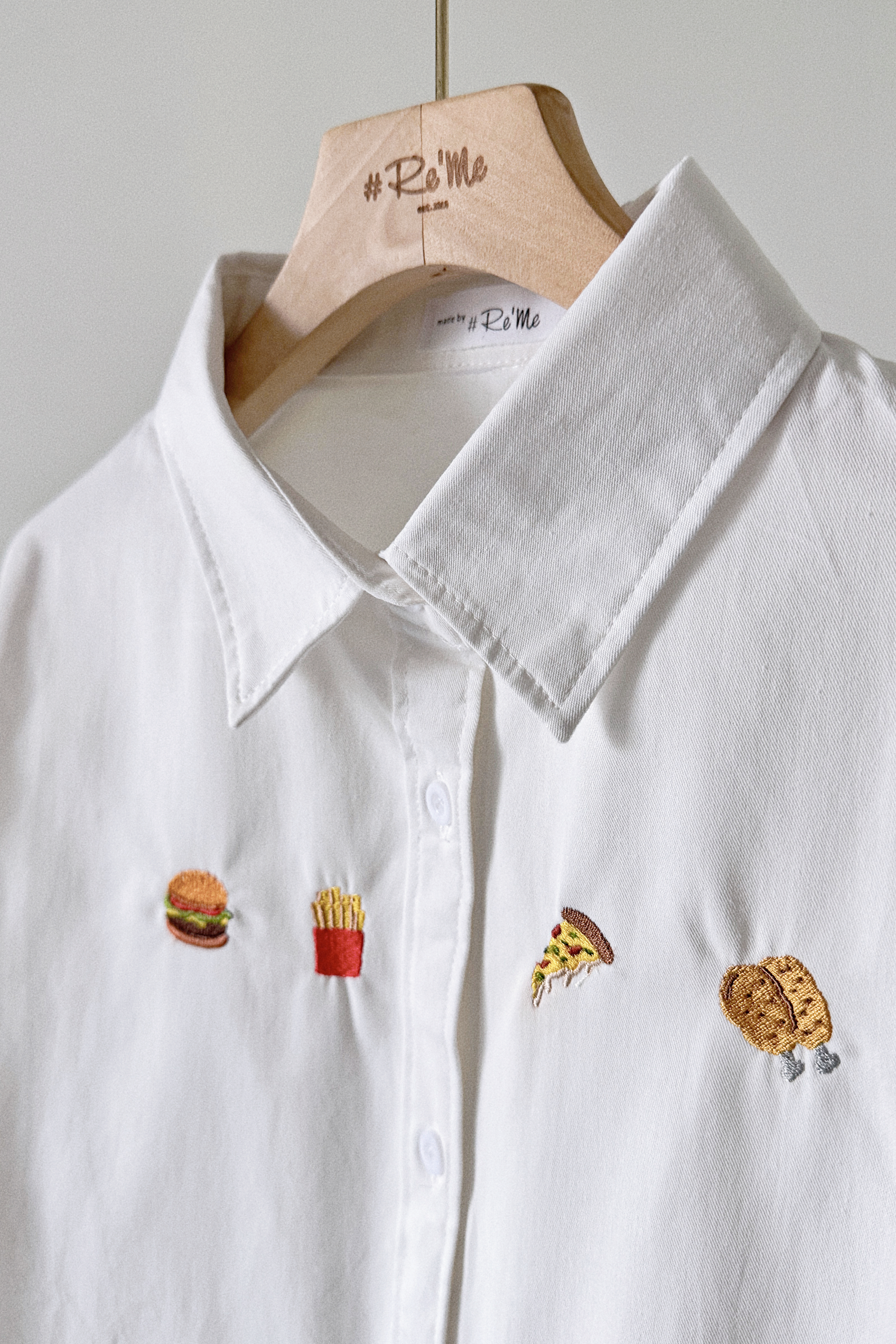 【小小满足🍔】设计款刺绣白衬衫 -（ 下单后2-3制作日）