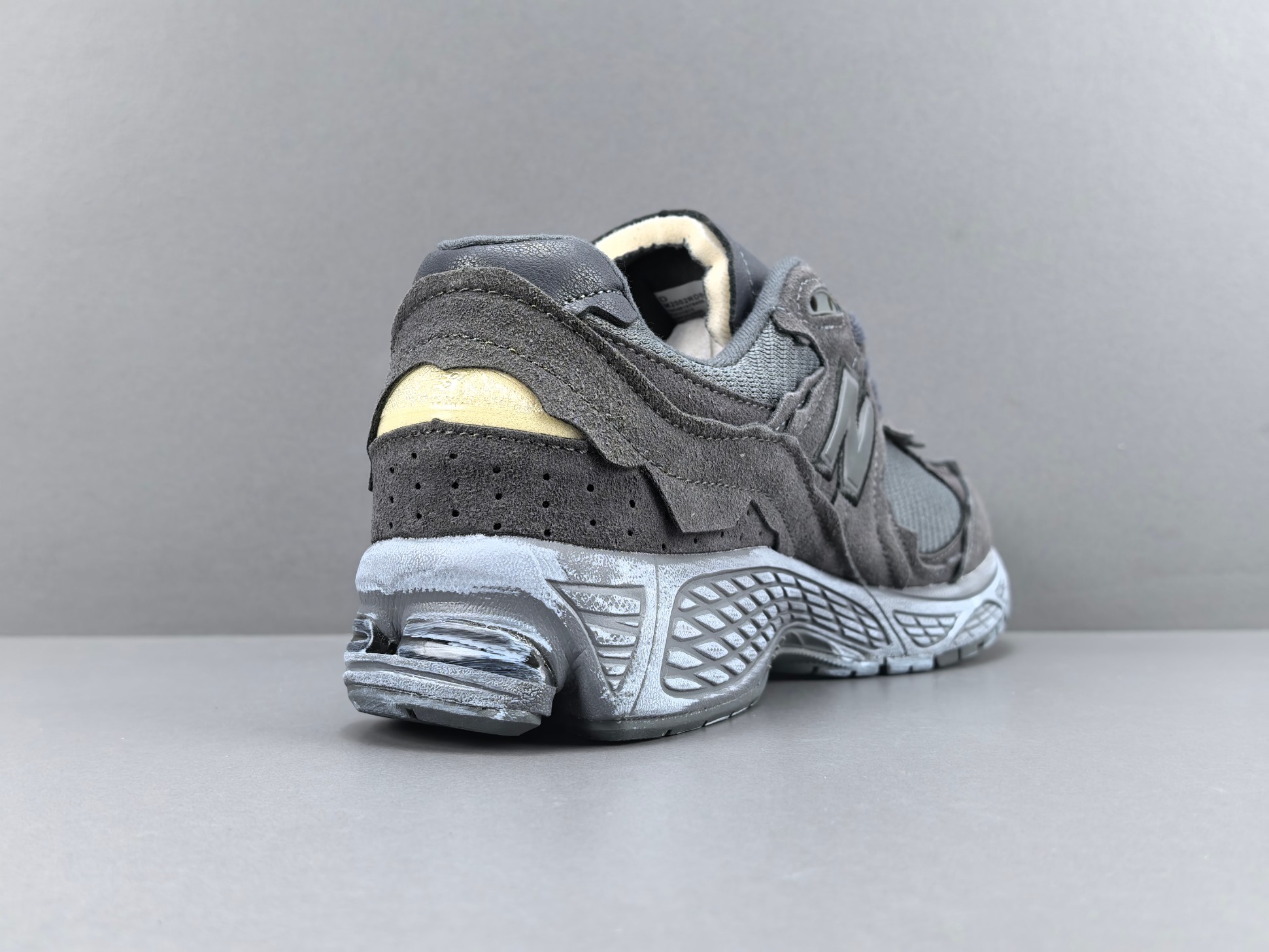 New Balance 2002R ML2002RDB