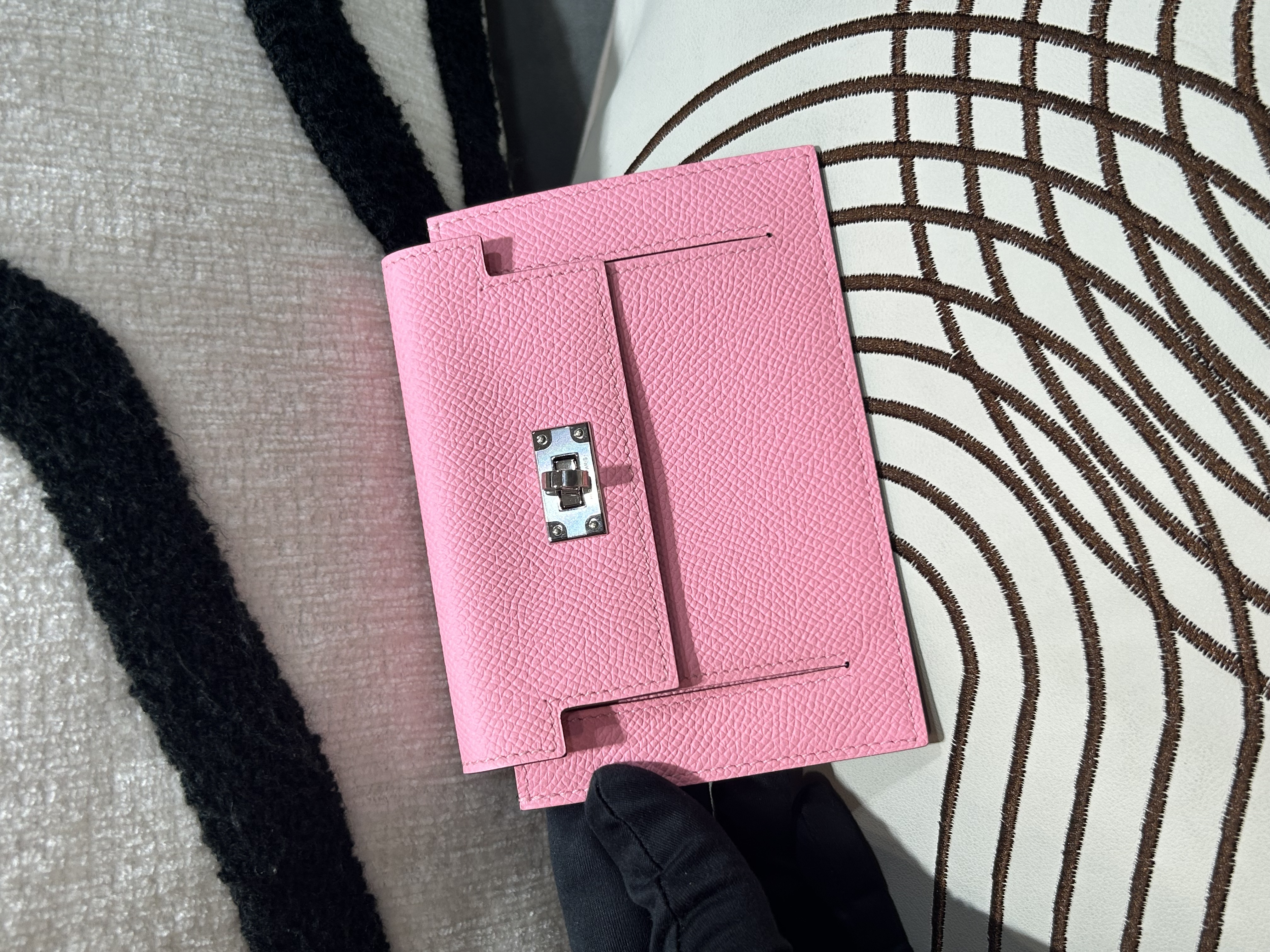 未使用品 Hermes Kelly pocket wallet 銀扣 100%Authentic ,unused✅box 