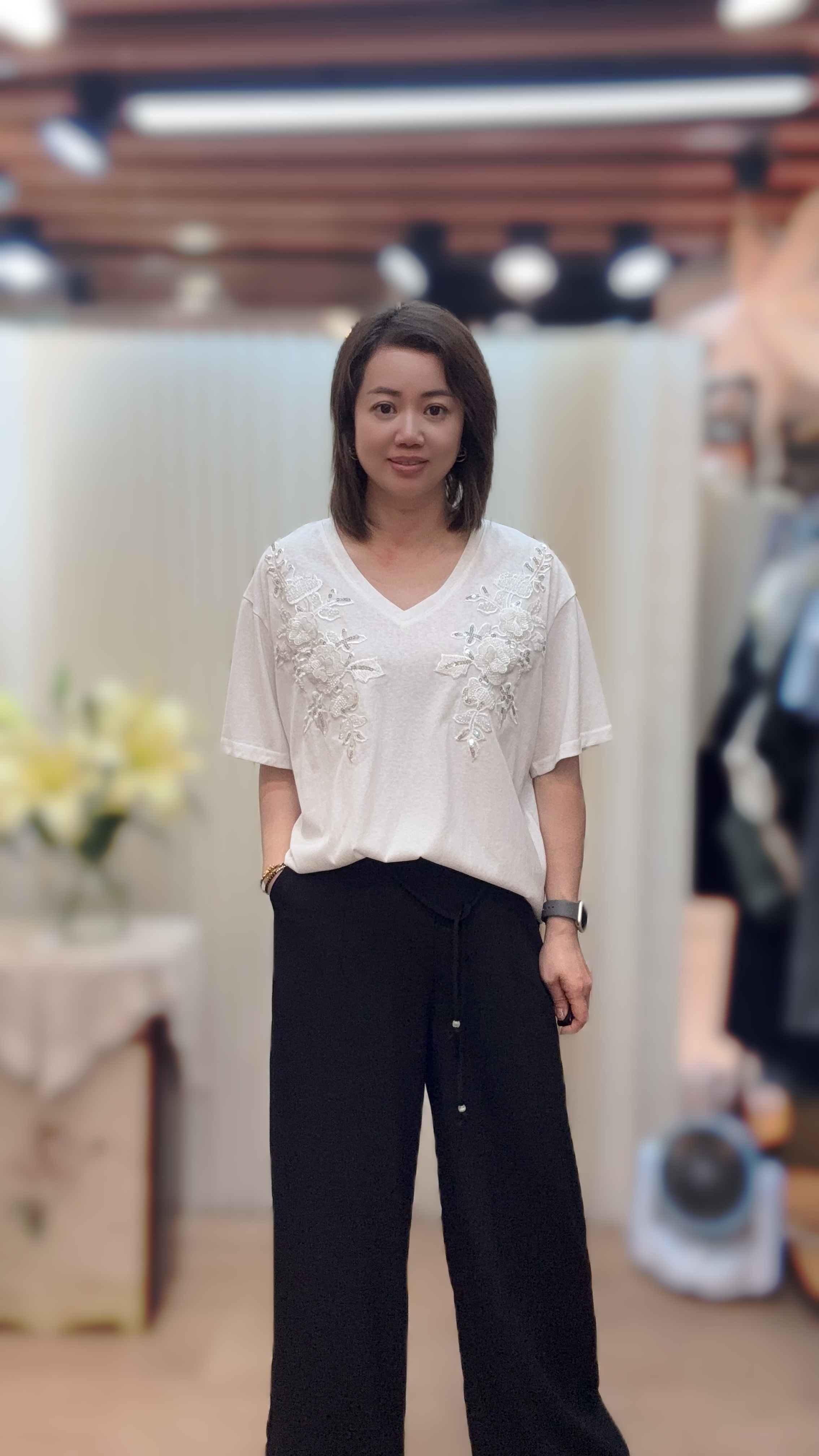 V 領珠片Tee  M930 845123259