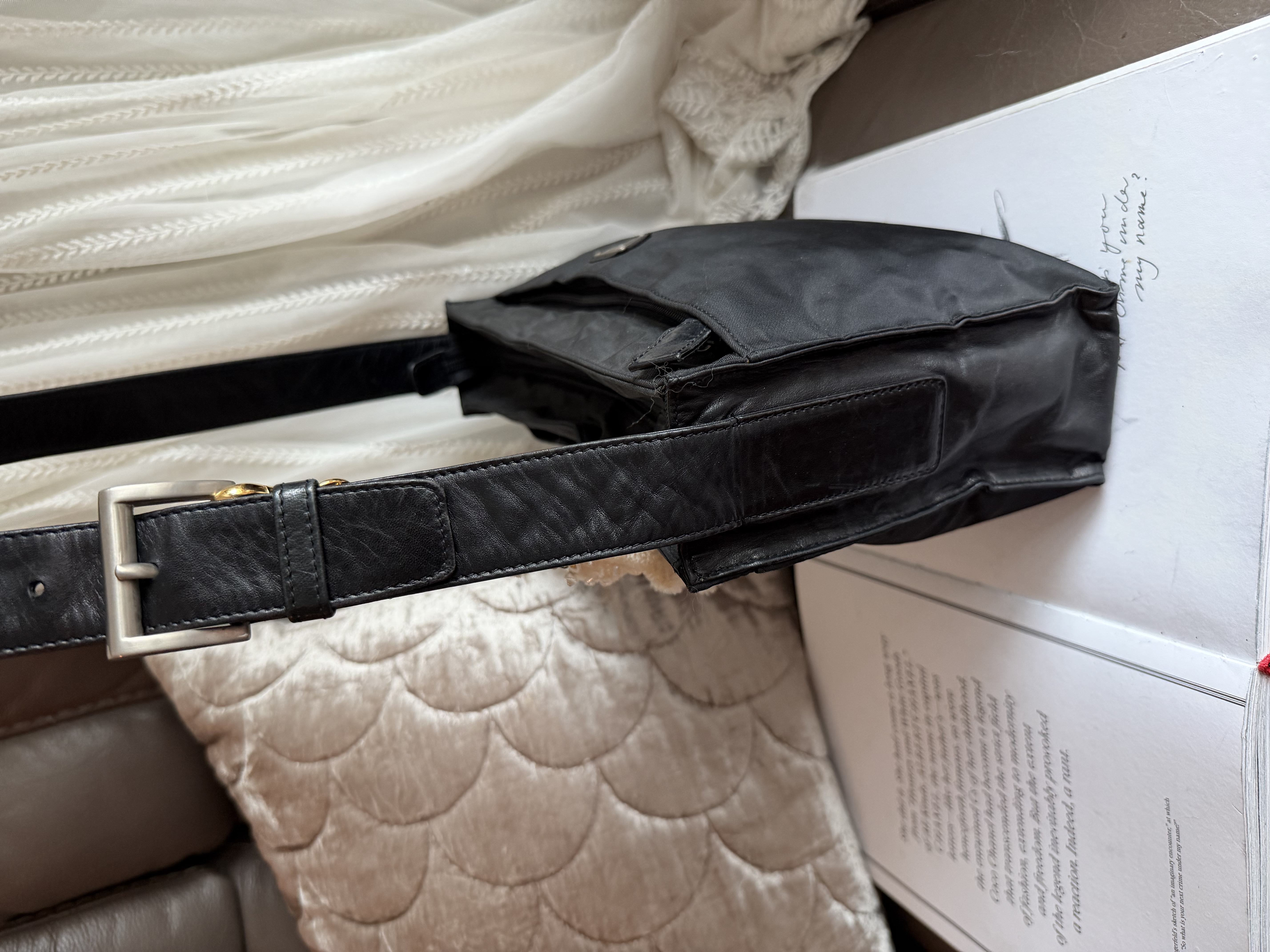 prada黑色 re nylon black leather bag 