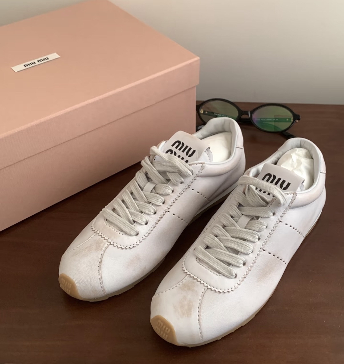 限時優惠✨訂貨📮MIUMIU 造舊款PLUME sneaker    Size 36-39/40 齊半碼