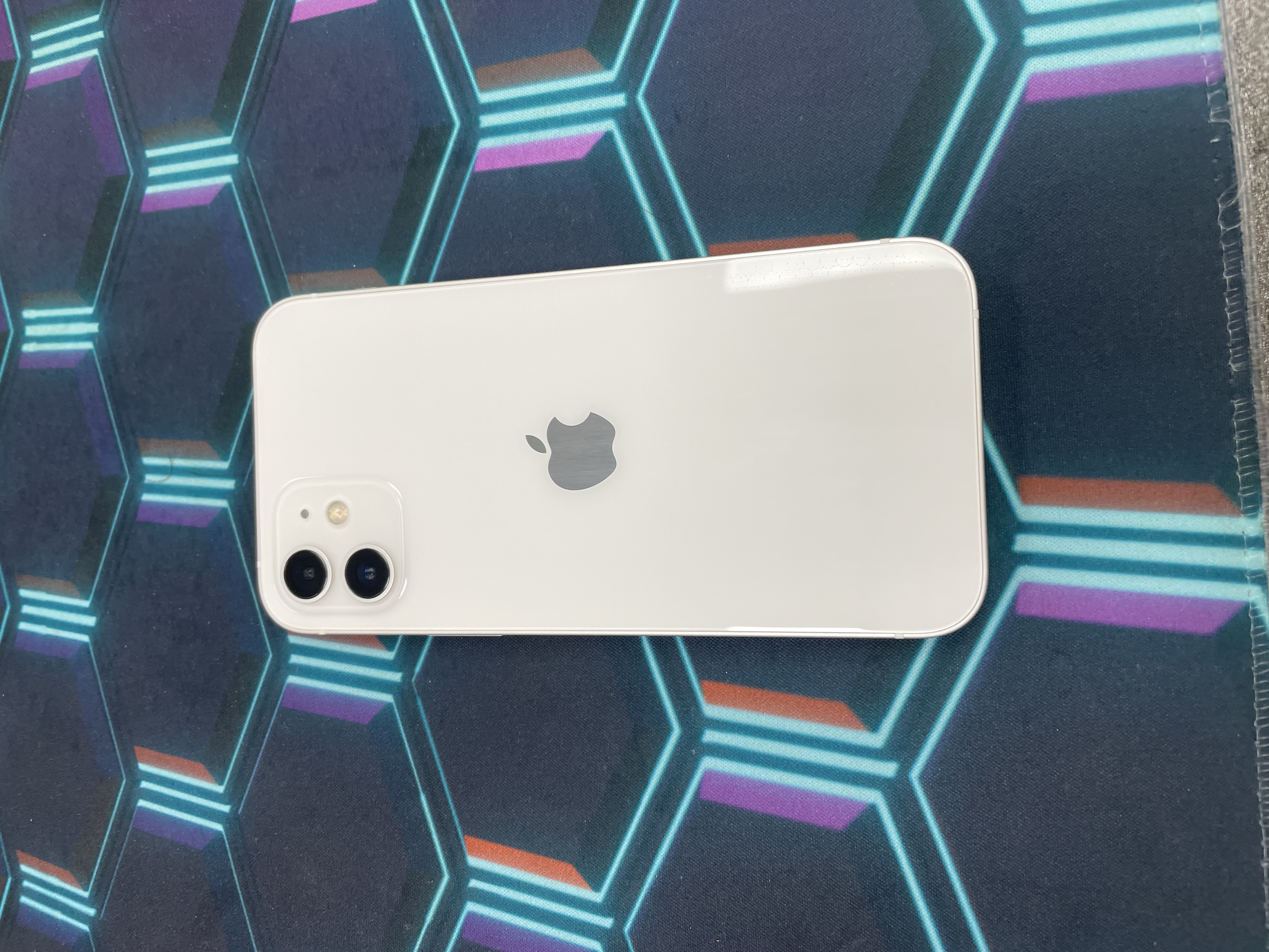 *8008 12 完美機 128GB 電100 白色 white 