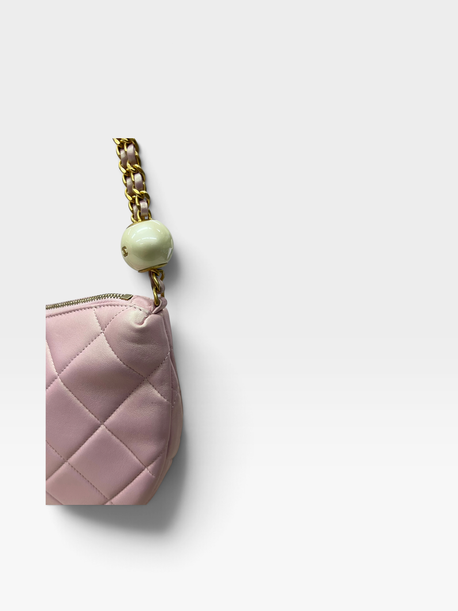 Pre-Owned CHANEL "All About Pearls" Hobo Bag / Product Code: 092505