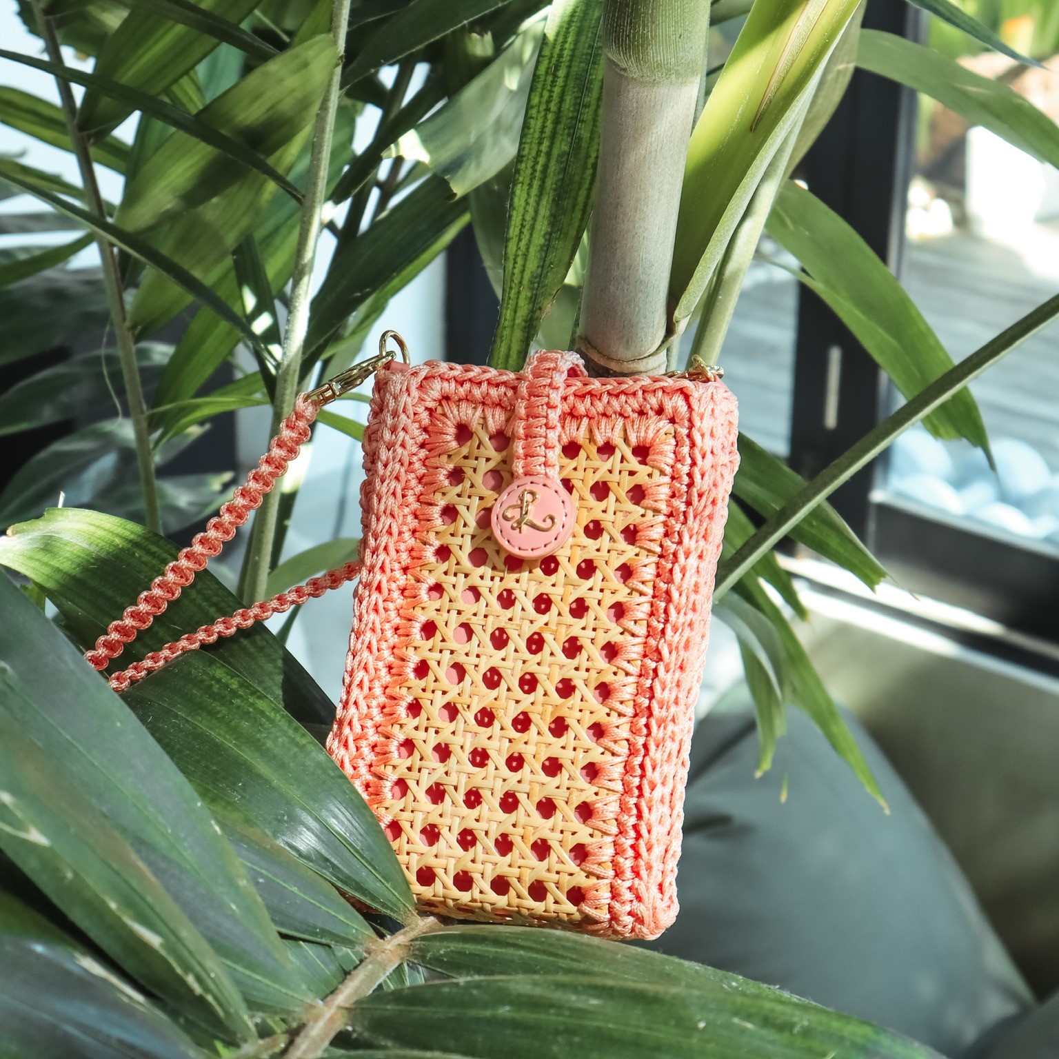 RATTAN - Matting Phone Bag
