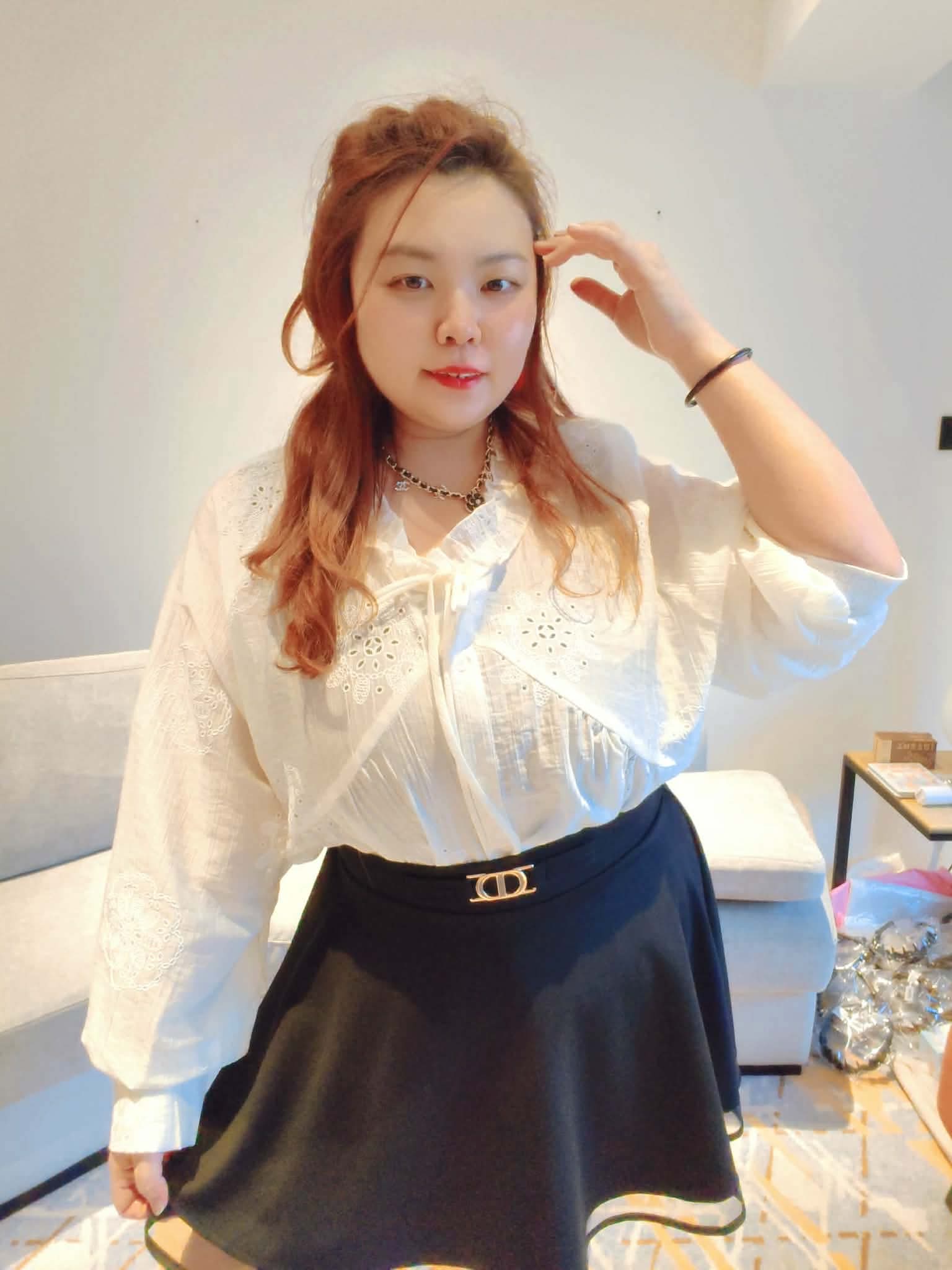 YPD10 26001 法式刺绣镂空宽松衬衫