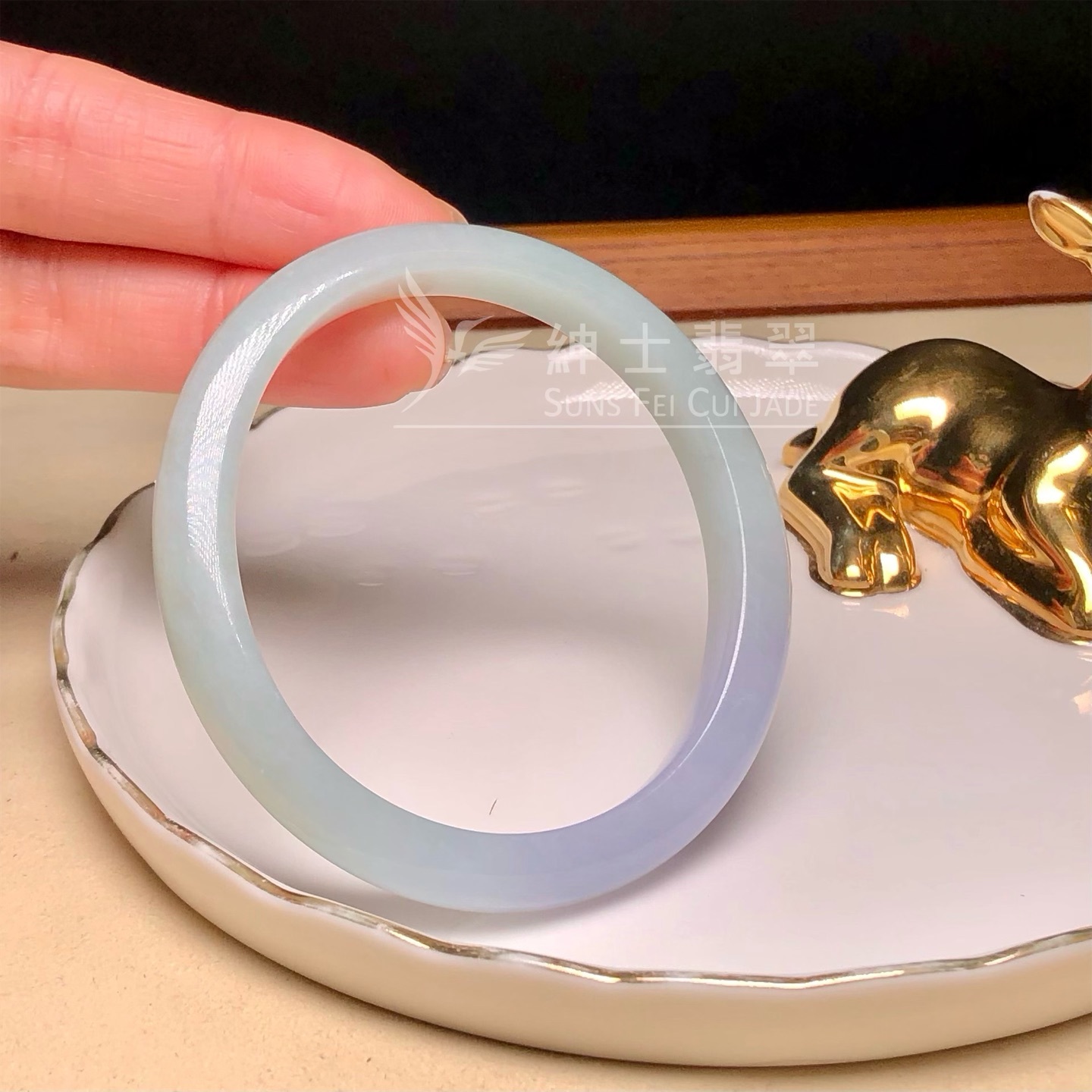 糯冰春彩貴妃鐲54mm YM00189