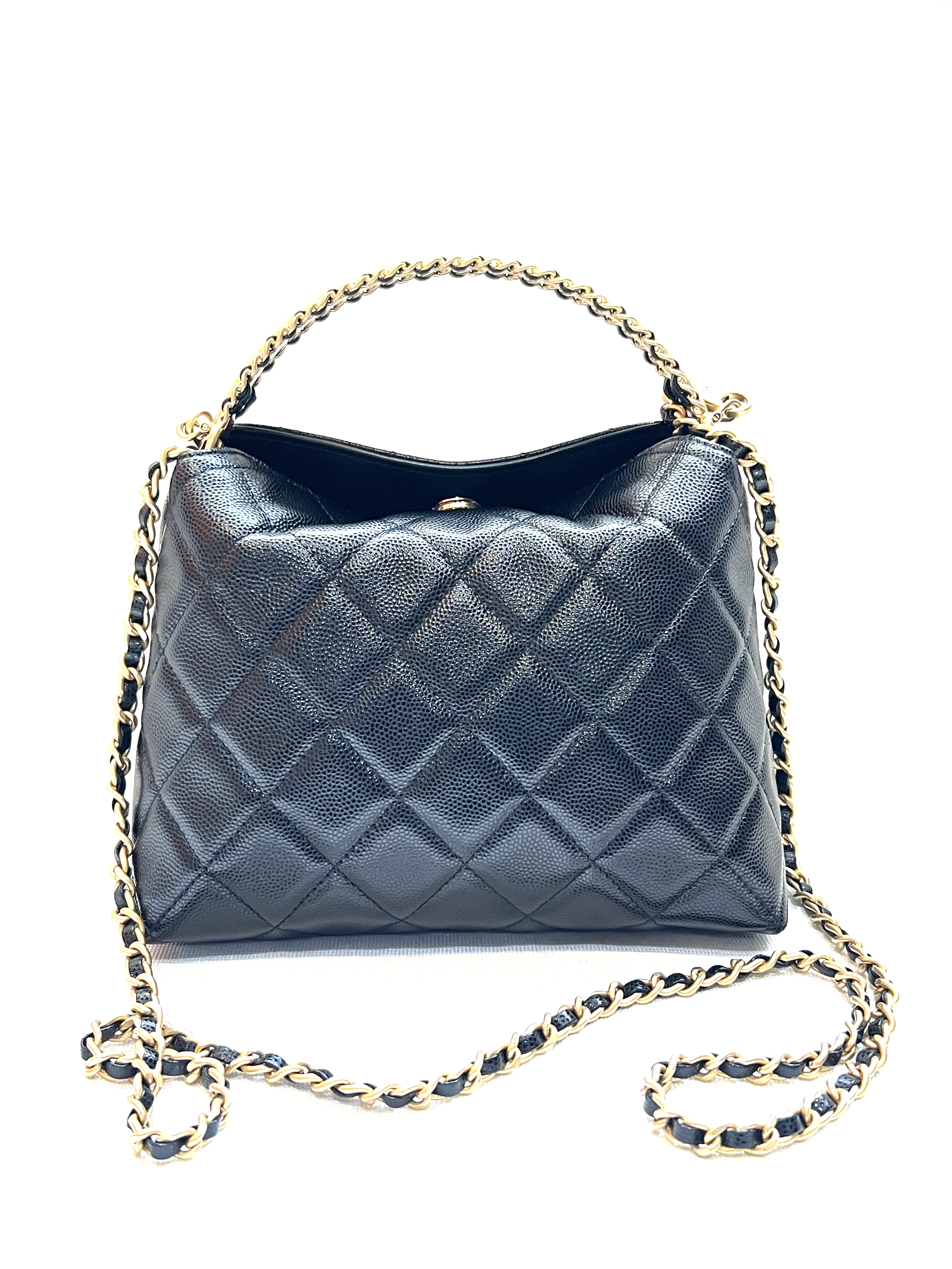 Pre-Owned CHANEL Hobo Handbag / Product Code: 26041647