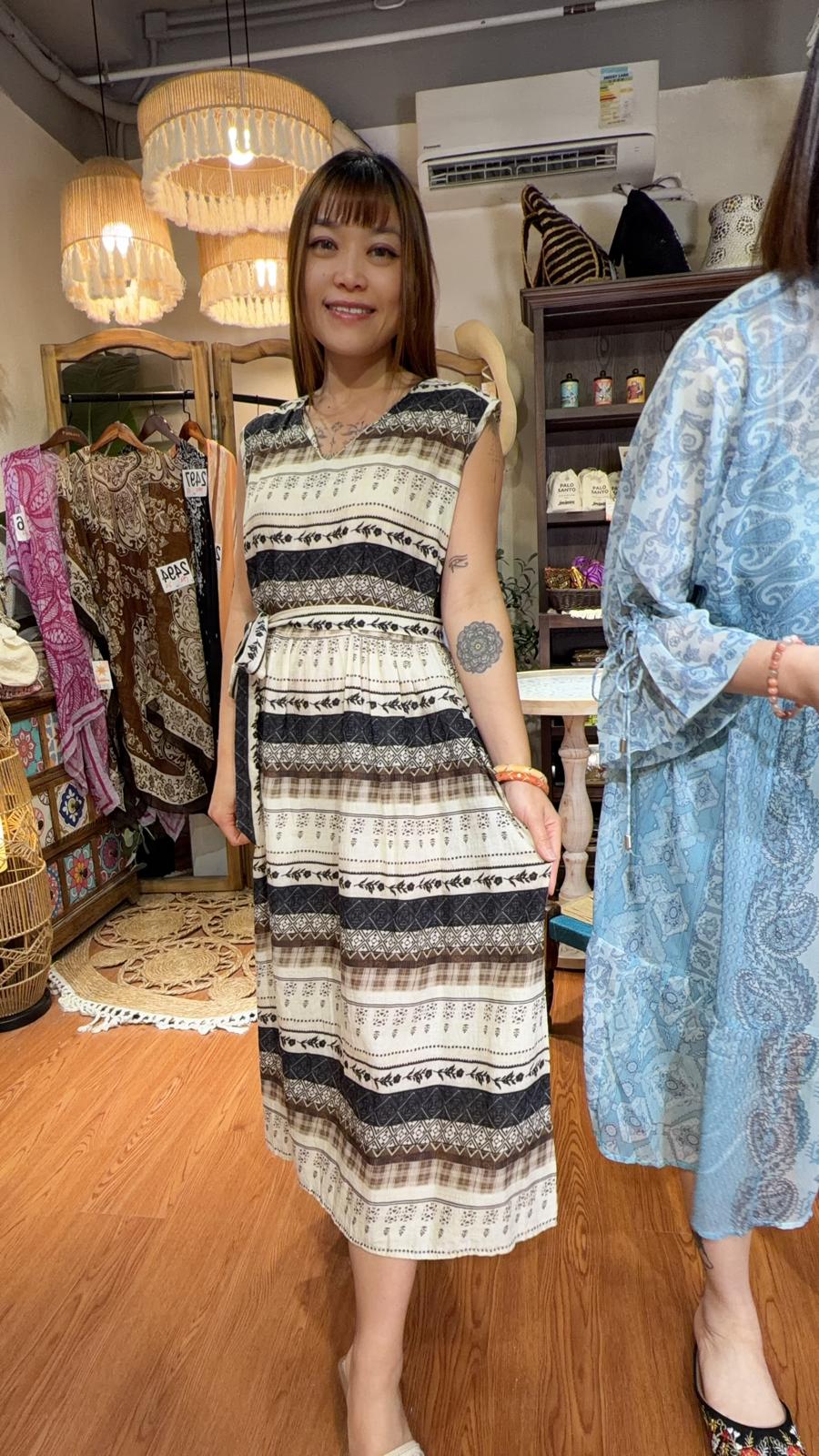 2505 African Layers V-Neck OP with Belt