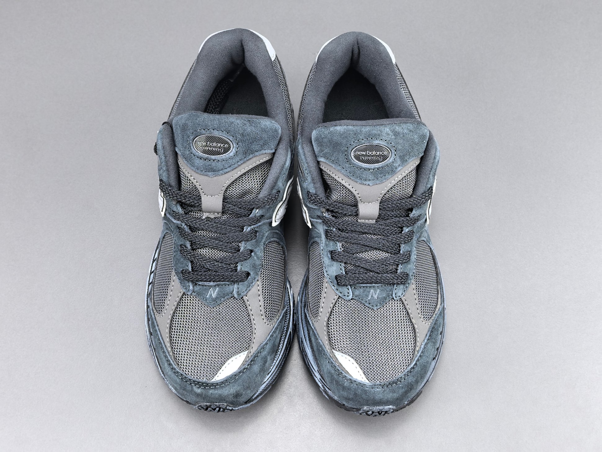 New Balance 2002R ML2002RBV