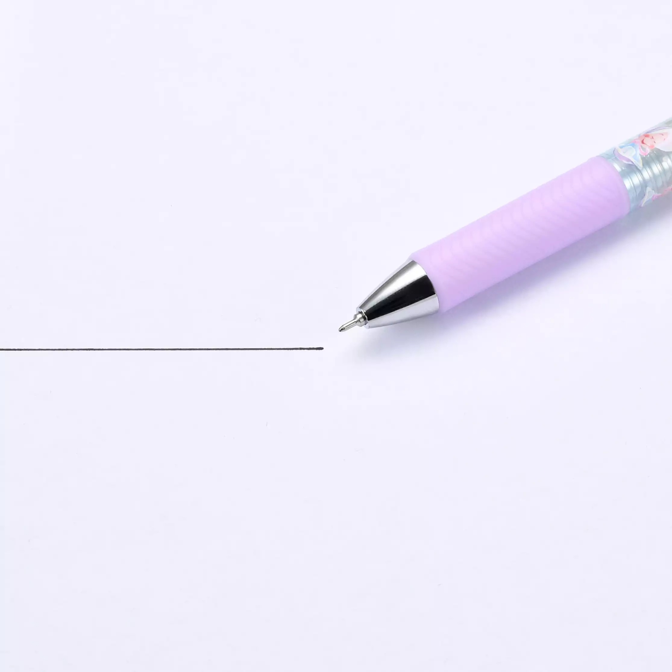 現貨｜【日本 Disney Store 限定】Baby Oyster 生蠔BB Alice in Wonderland 日本製 Pentel EnerGel 0.5mm 黑色 啫喱筆 321076