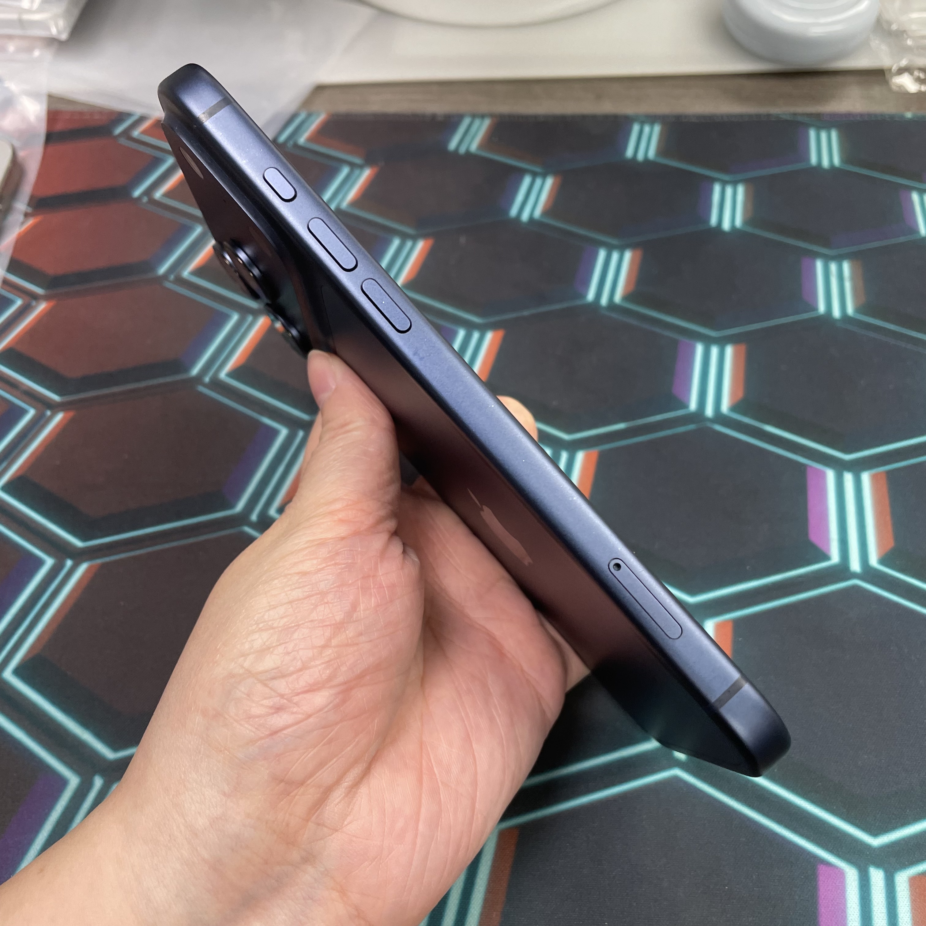 *8284 17 pro max 勁靚機 256GB 電95 藍色 blue