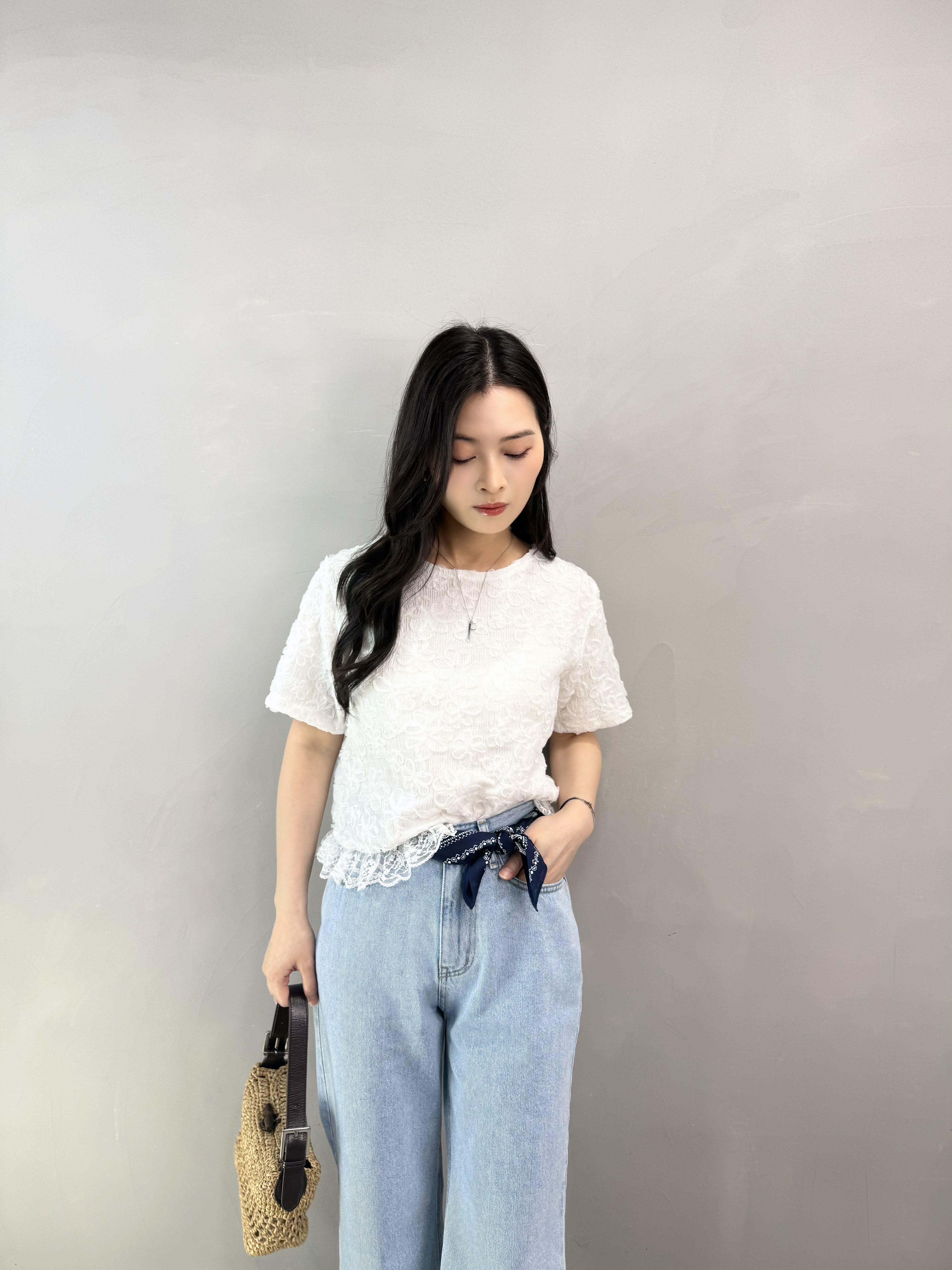 N61 雙絲巾薄牛仔褲