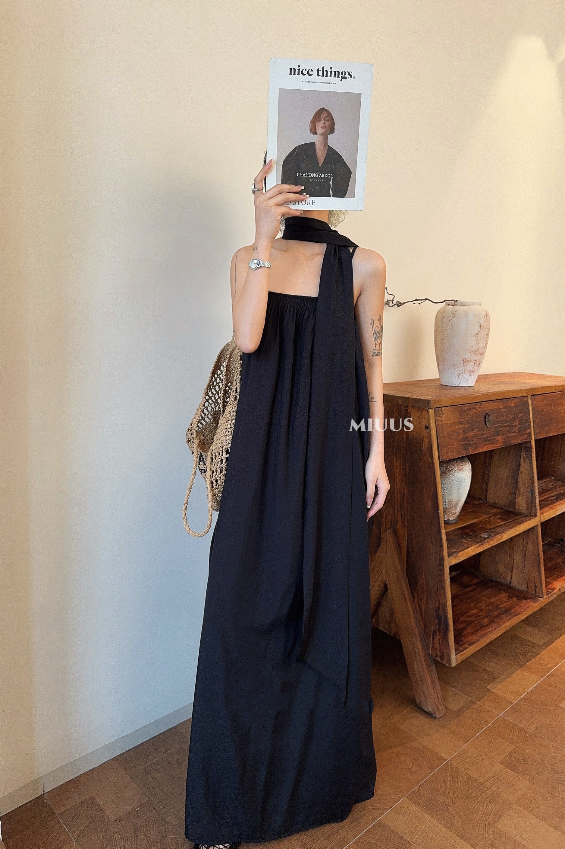1703 FLOWY CAMI MAXI DRESS WITH SCARF 飘逸吊带长裙（含飘带） 