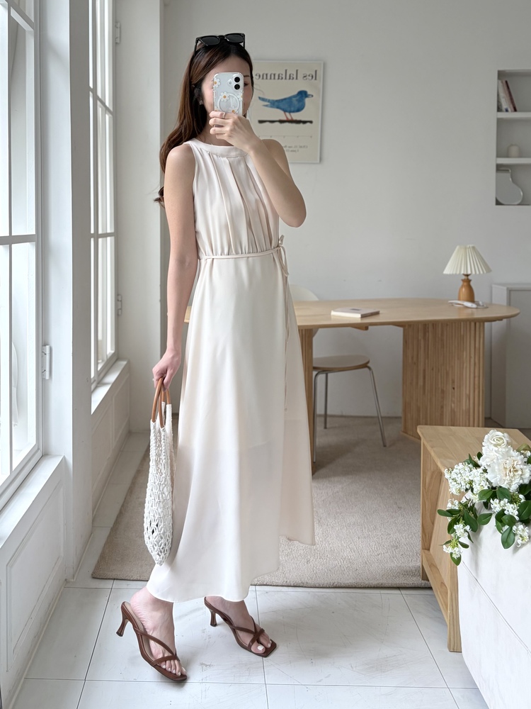 Pleated Halter Maxi Dress (Ivory)