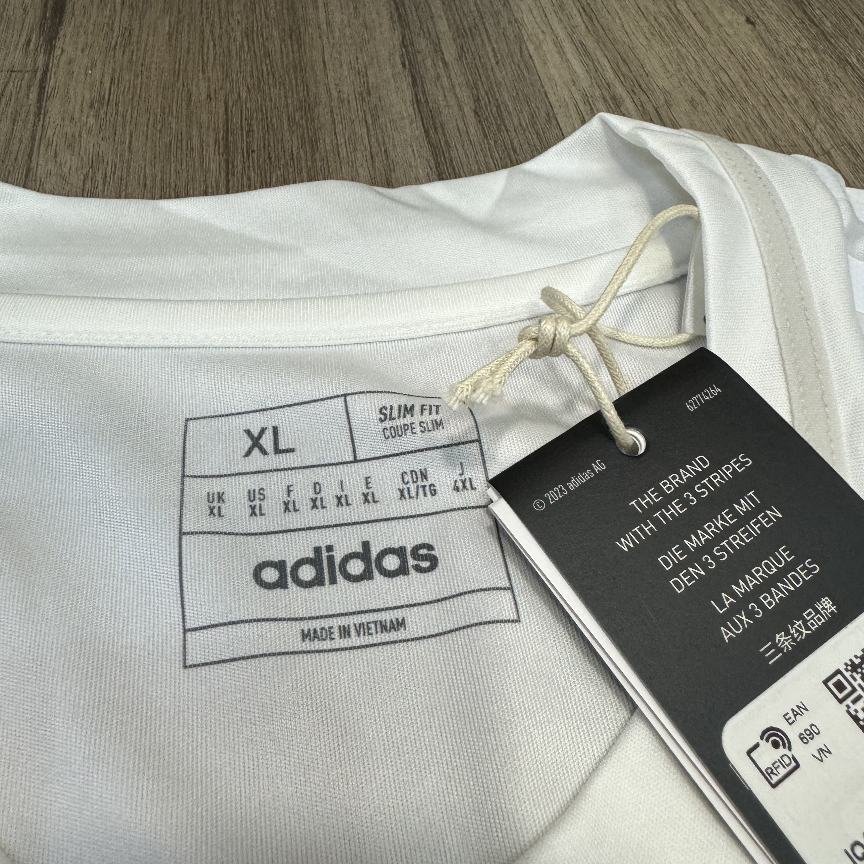 港會 Hong Kong football club 24/25 away shirt #10 Salazar (Bnwt)