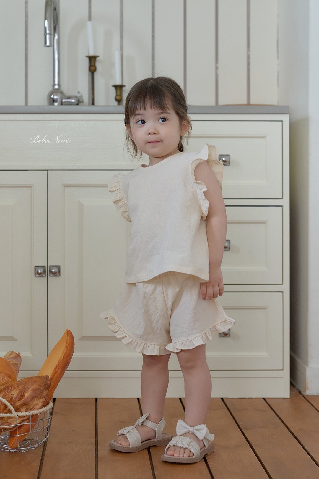 ☀️預訂 韓國直送☀️🇰🇷Bebenine三色後背緞帶荷葉邊袖格紋上下套裝