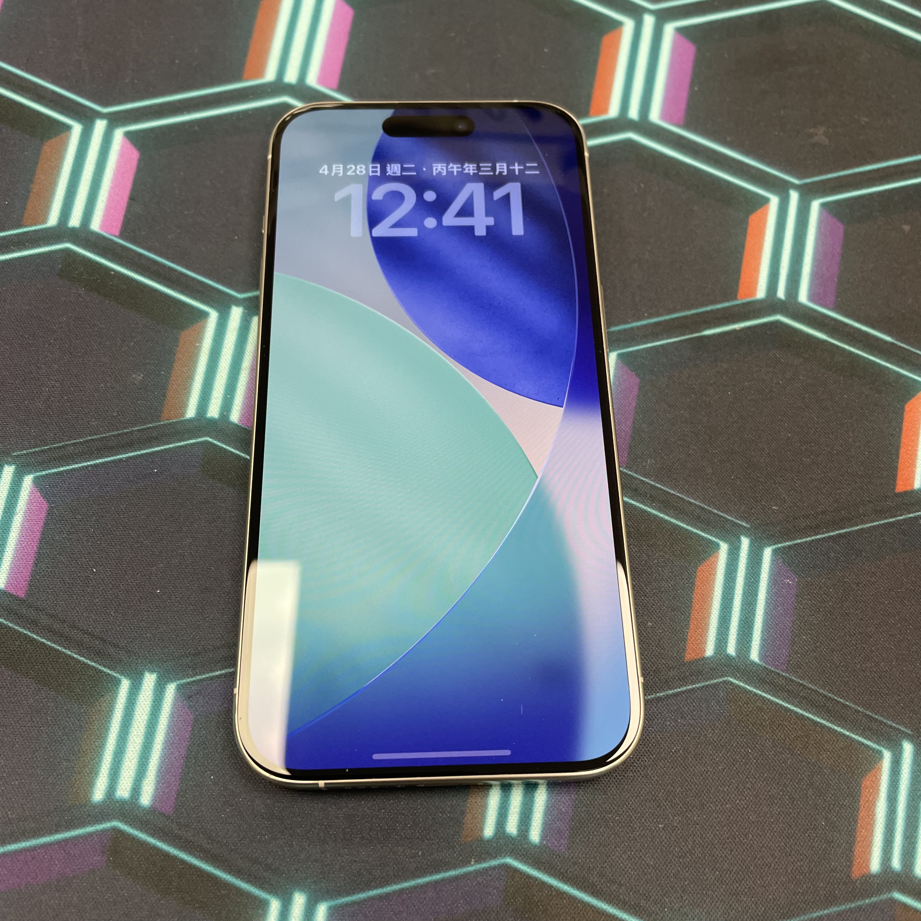 *6444 15 pro 勁靚機 128GB 電81 白色 white