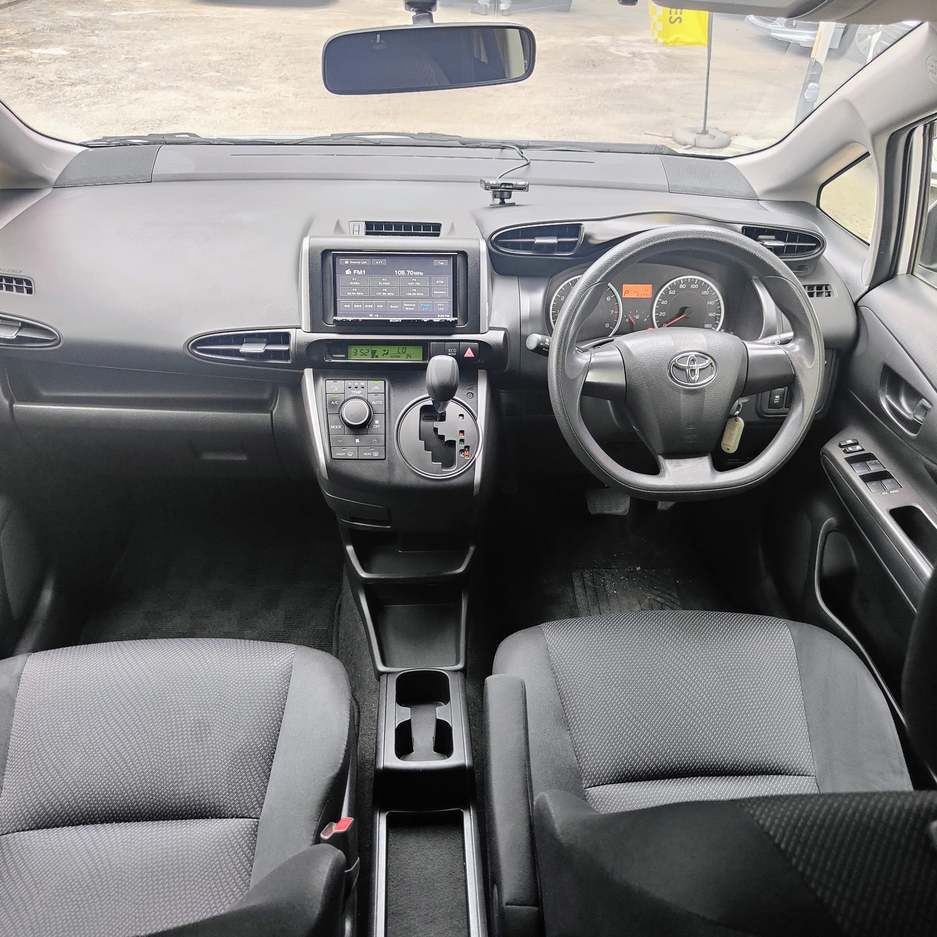 2020 TOYOTA WISH 1.8 (A) MPV JAPAN