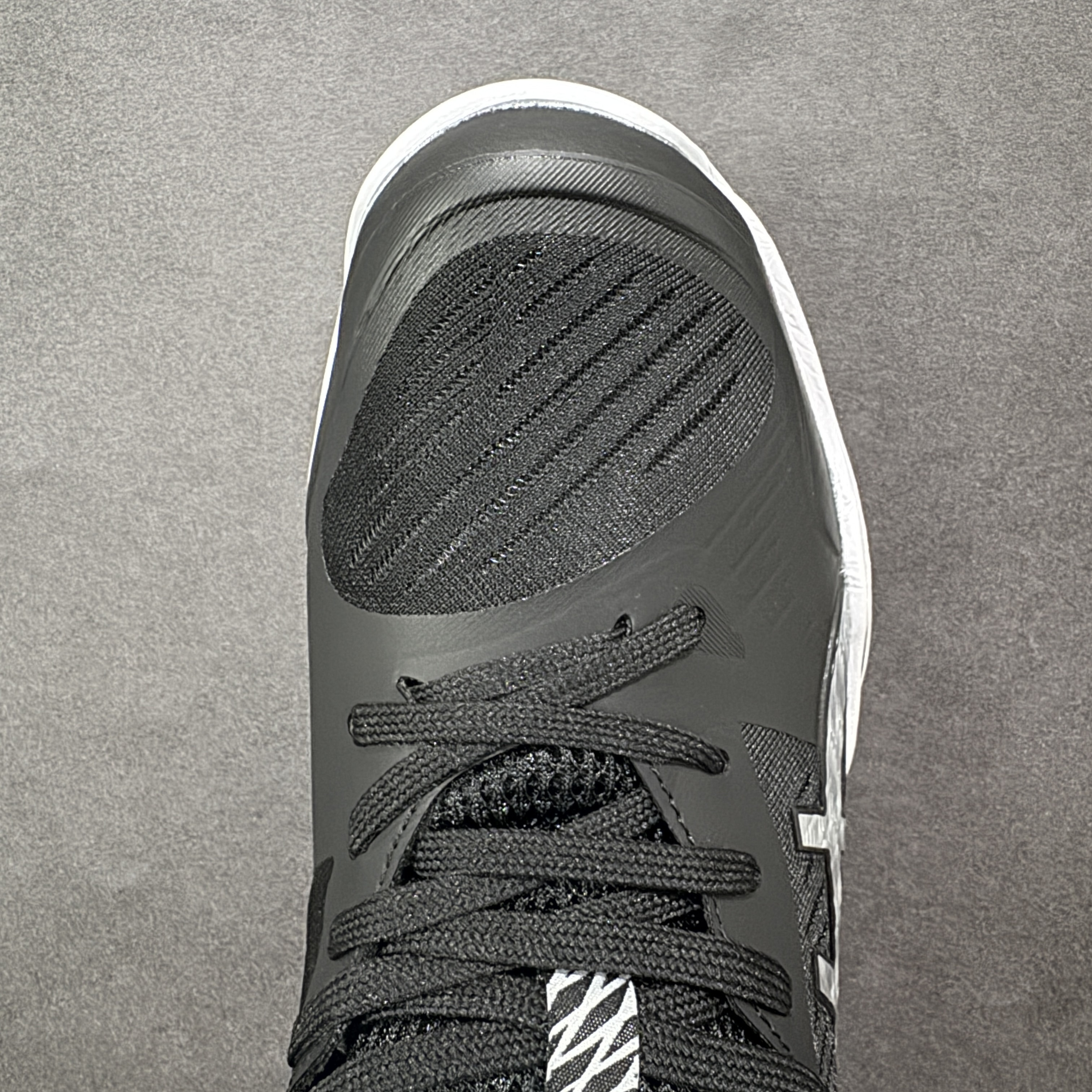 Asics Sky Elite FF 3 1051A080-001