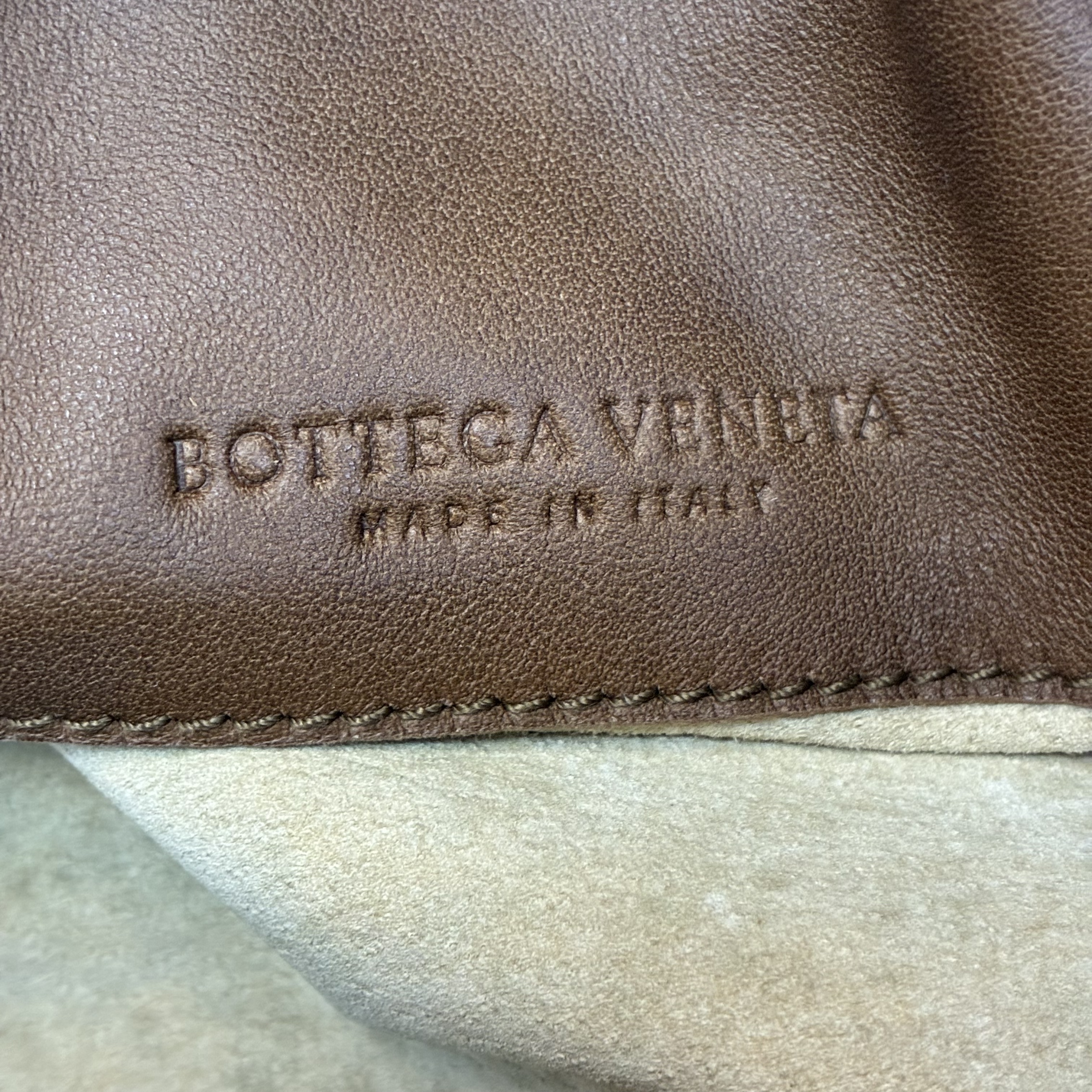 BV Large Intrecciato Veneta Hobo