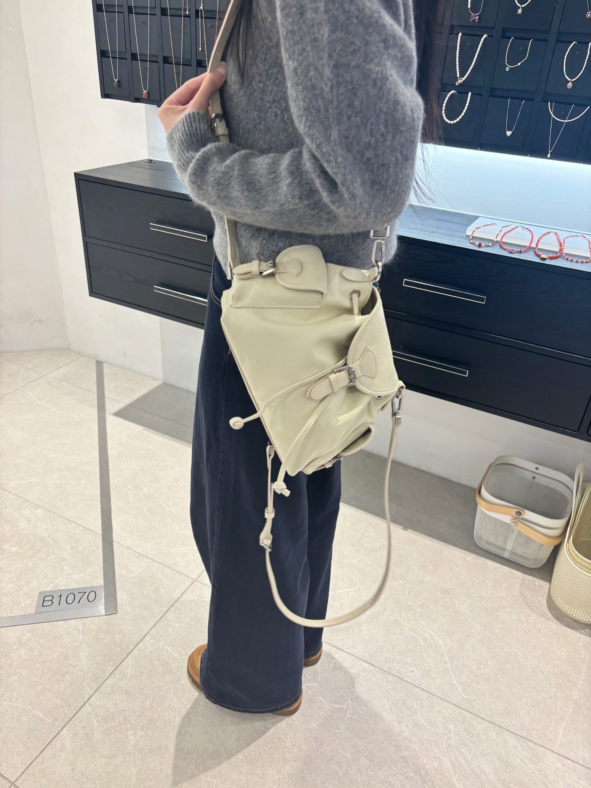 MILAE 多功能兩用復古後背/單肩抽繩皮革包