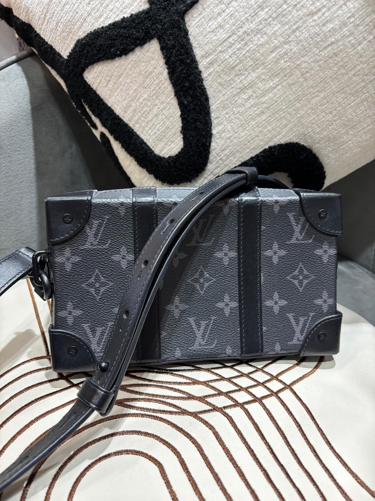 Louis Vuitton LV Soft Trunk Wallet, M69838 100%Authentic,98%new  ✅dust bag✅box