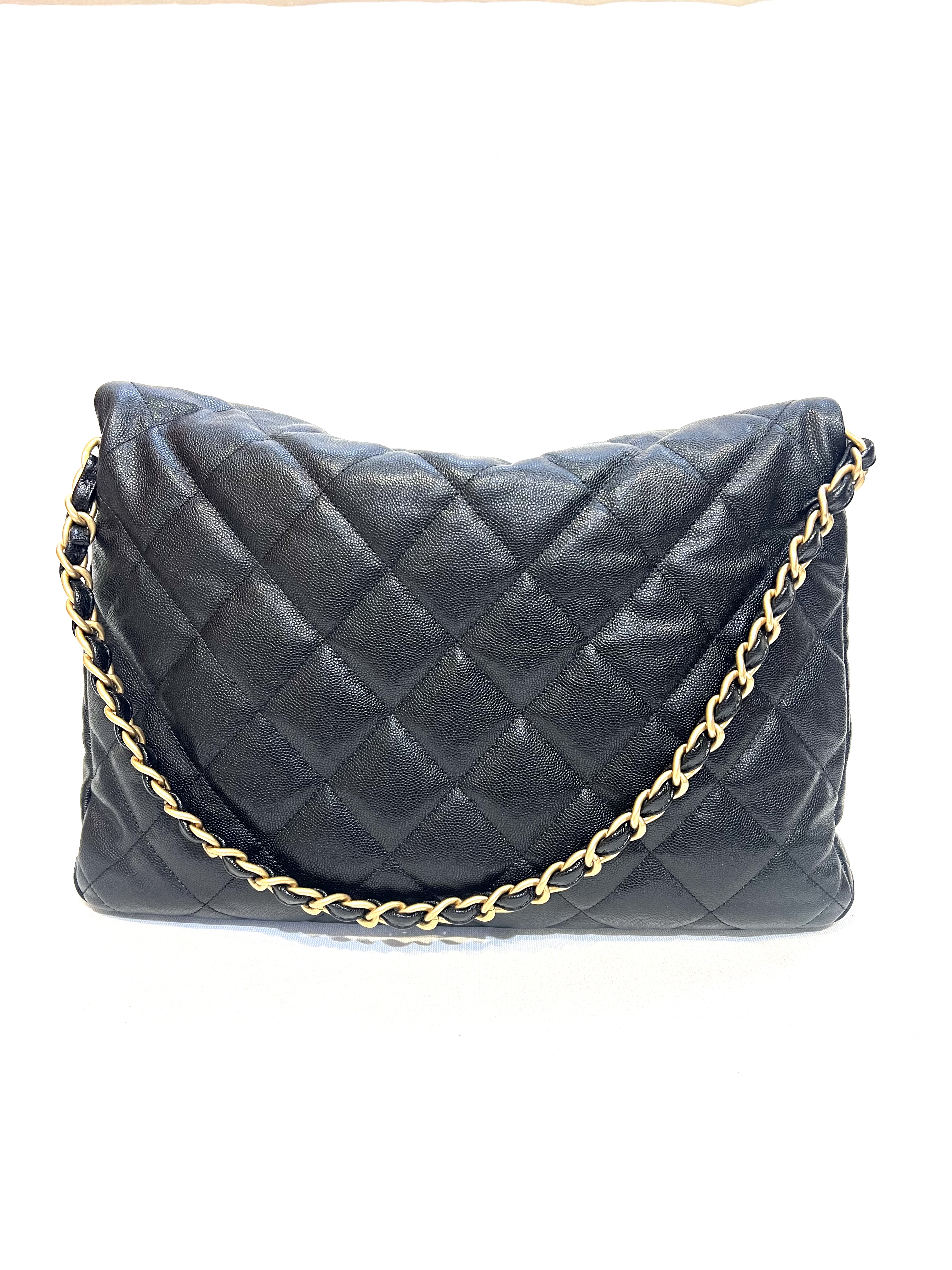 Pre-Owned CHANEL Hobo Bag / Product Code: 26041657