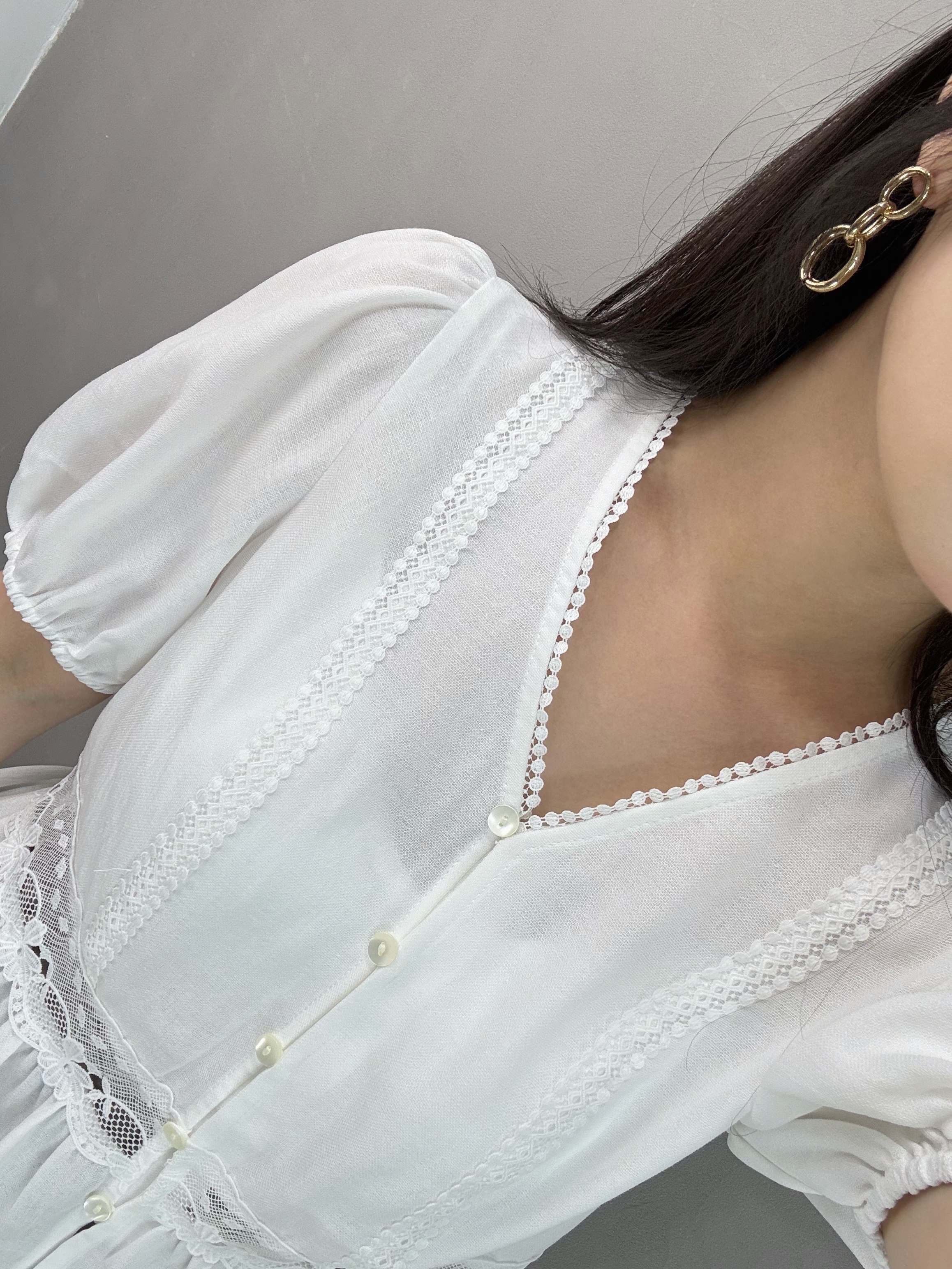 Z74 通花邊ruffle Top