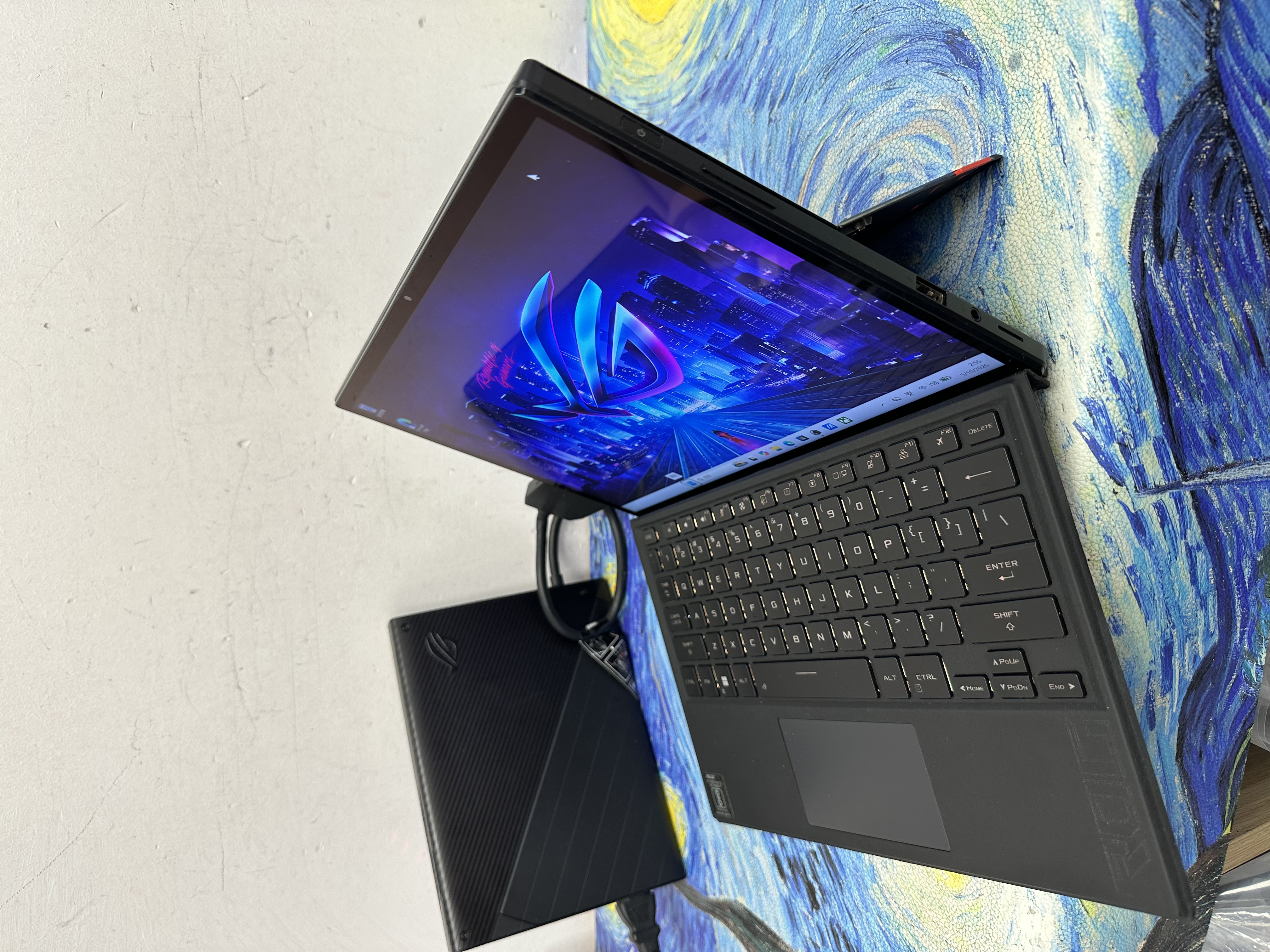 #6194 ASUS ROG Flow 13 GZ301Z /i9-12900H/16GB Ram/1TB SSD/ RTX 3050Ti 獨立顯示卡/方便攜帶外出/Type C充電/ Notebook / Gaming Laptop / Gaming Tablet / 電競平板電腦 / Netflix / Movie / YouTube / RTX 3080 ROG XG Mobile Docking 