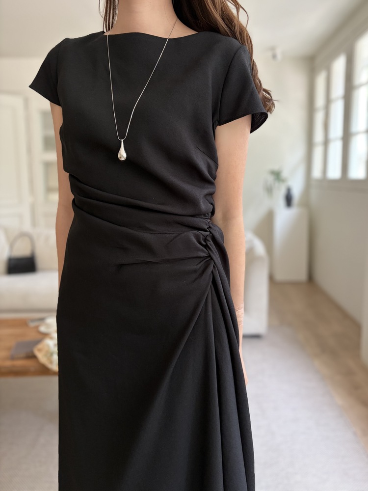 Belle Ruched Dress (Black)