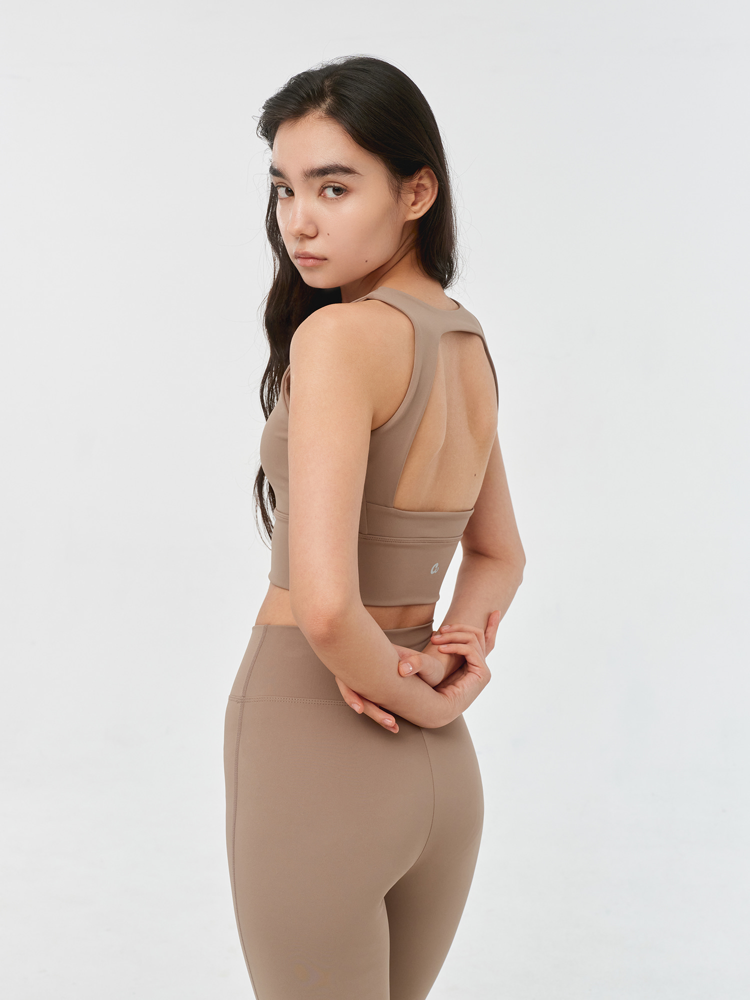 預購_Cut-off Sports Bra Top by Conch