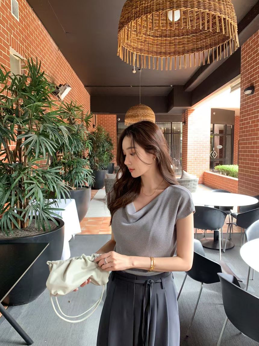 ♥︎氣質冰絲Draped top