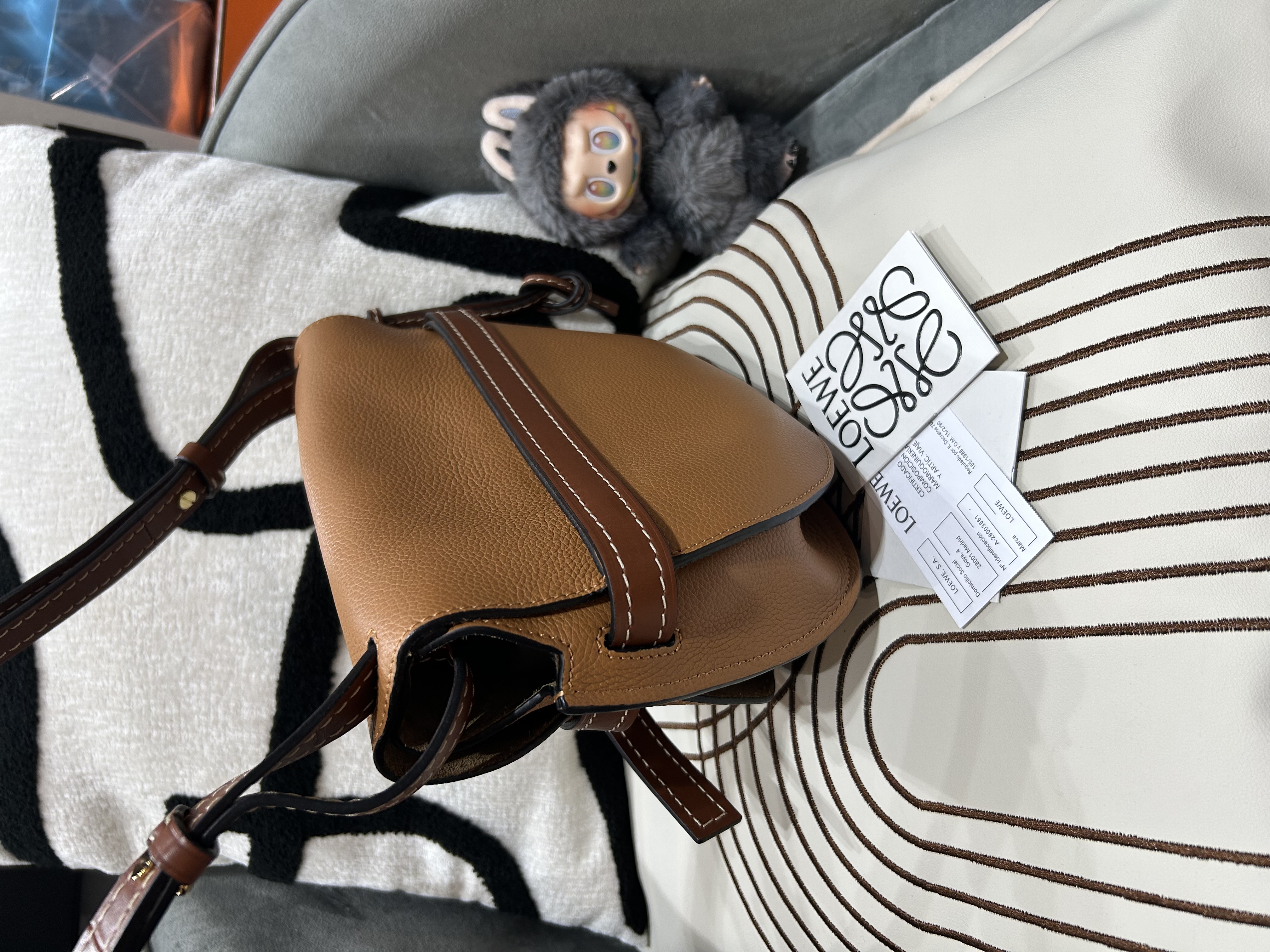 Loewe Gate Crossbody Bag Tan 100%Authentic, 98%New ✅Booklet✅Dust bag