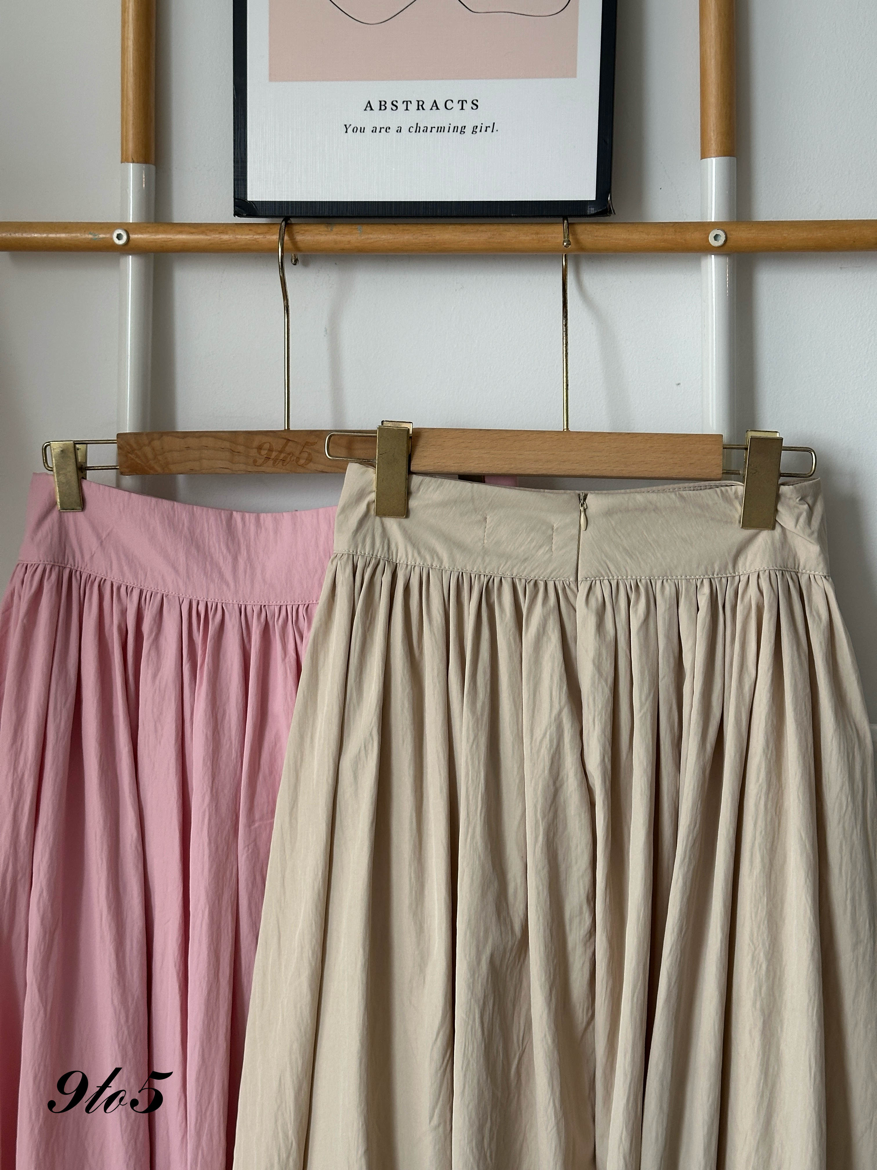 S1813 A Line Pleated Skirt - Cream & Pink 