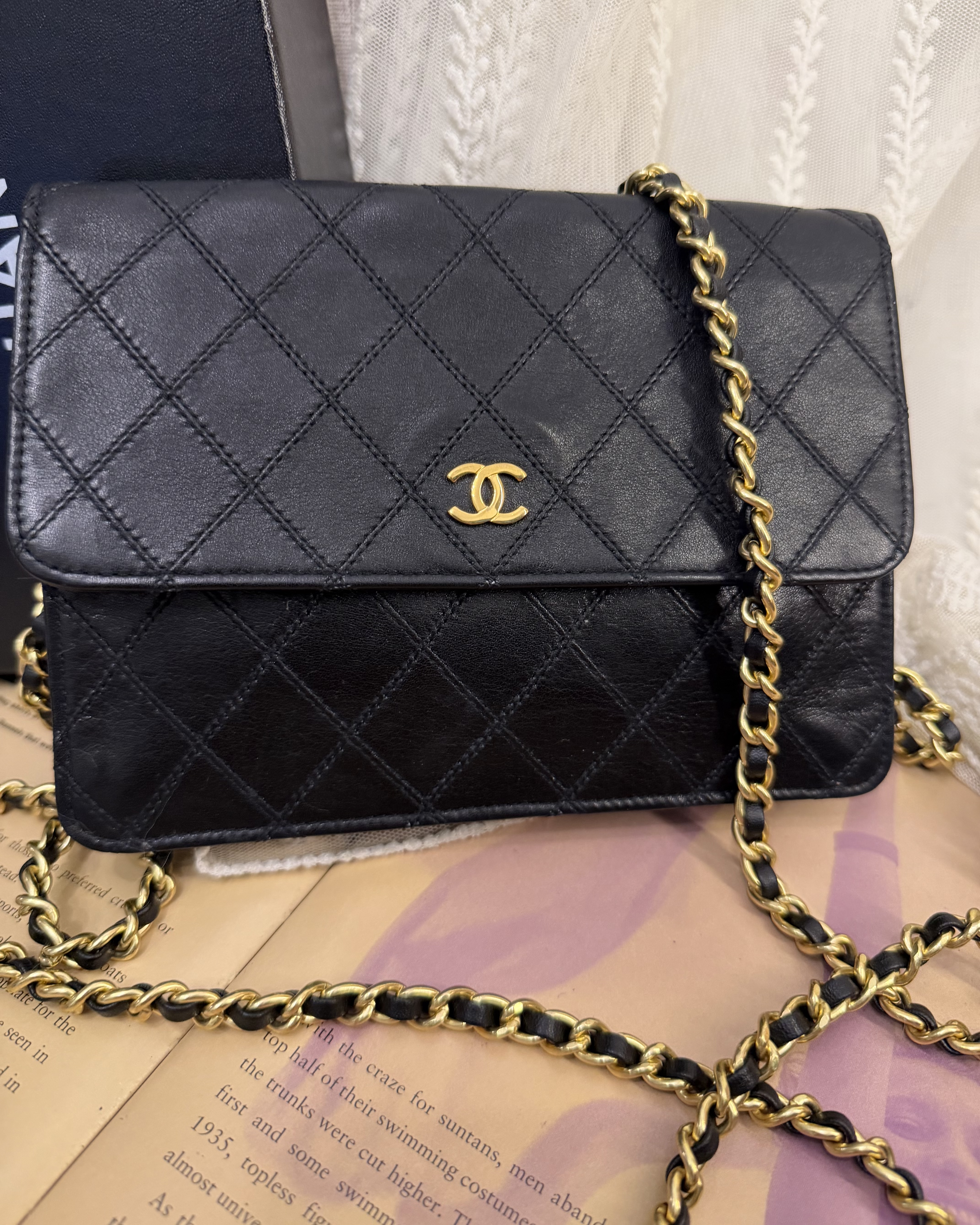 chanel cc black matelasse  black leather flap cutch bag