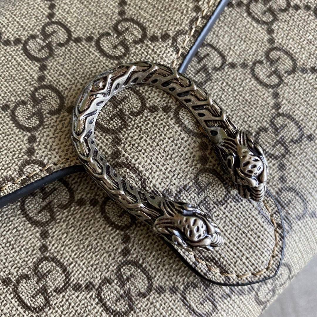 👜独家特级正品品质 ️401231新包装 尺寸：20144cm！ 迷你酒神系列❣️ 织纹虎头马刺扣woc链条包，三个单独内部隔层和十六个卡片隔层。。附带️全套最新绿色系列环保包装🔥✨