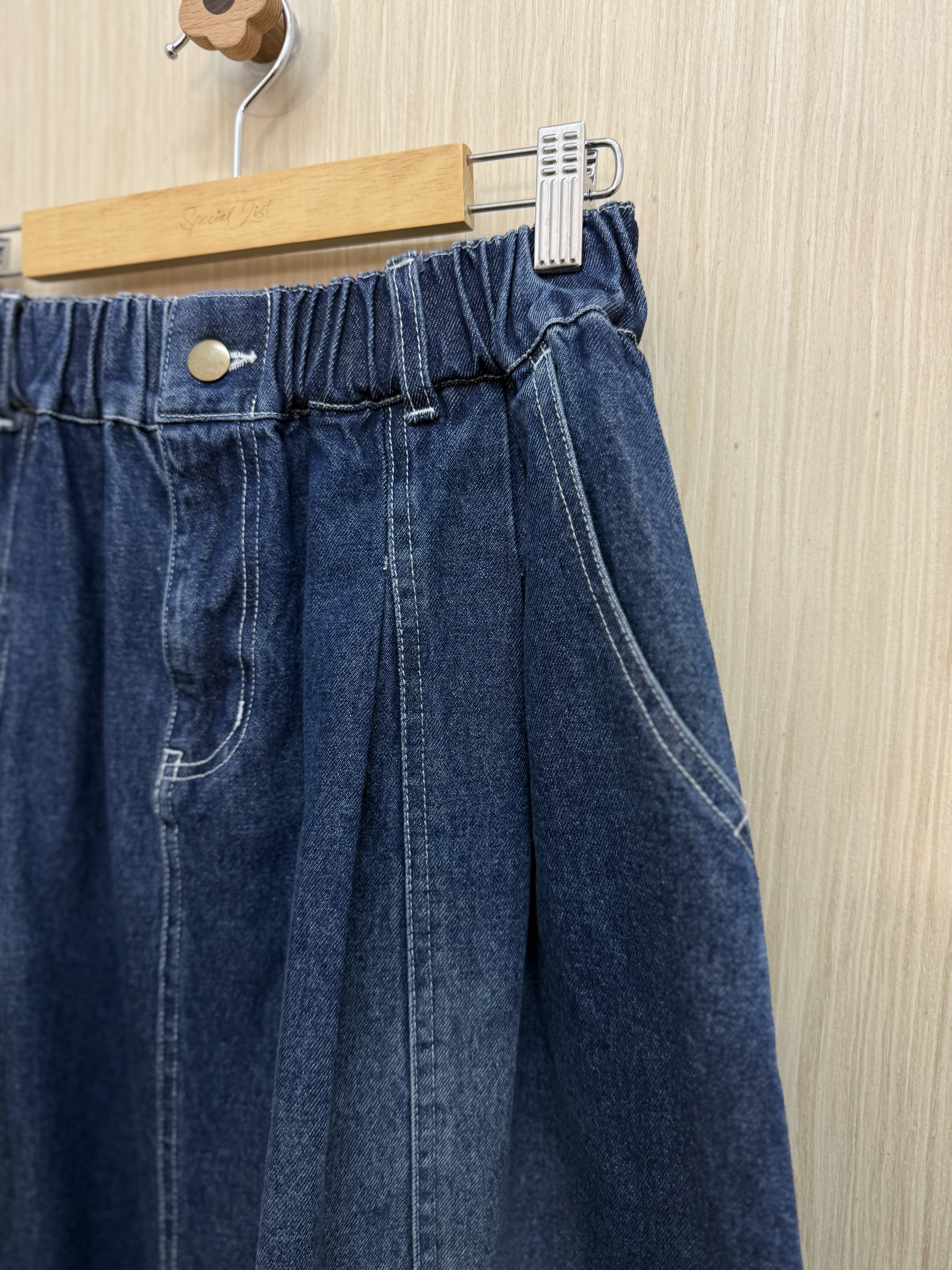 造舊拼布牛仔裙