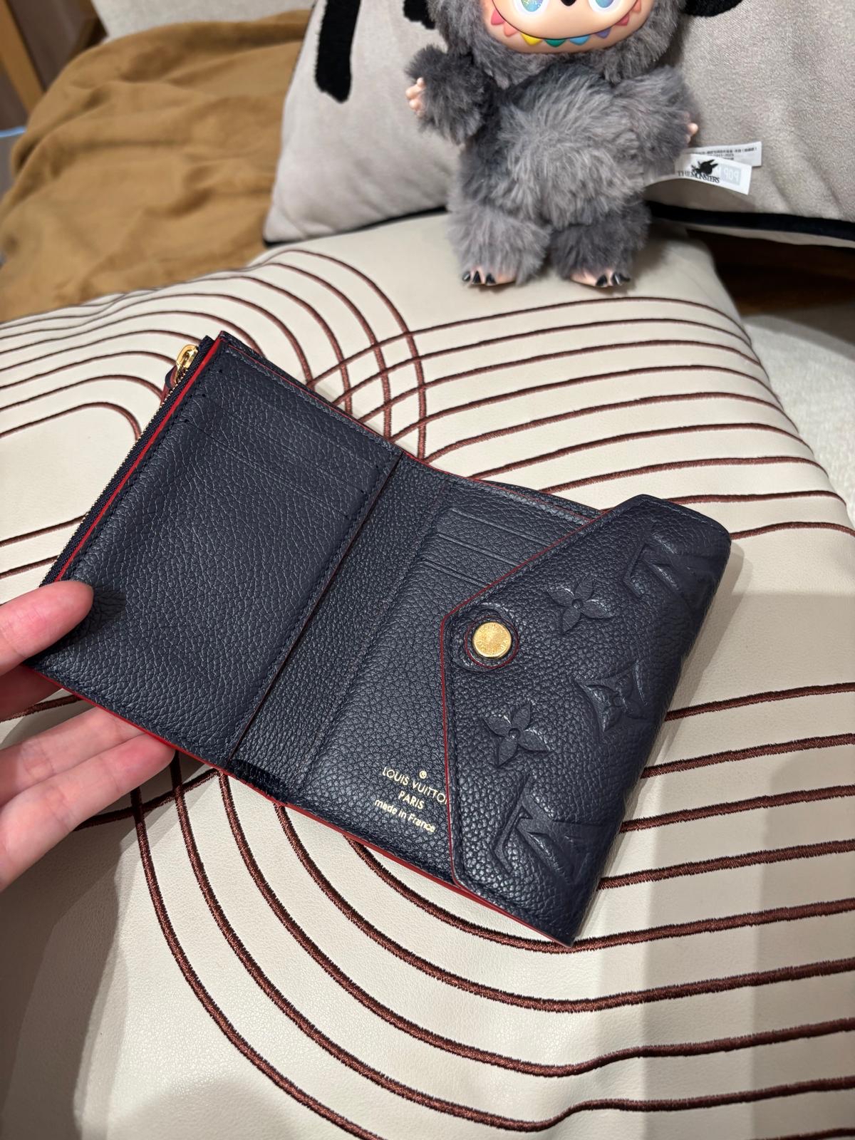 LV Victorine Wallet 100%Authentic, 95%New ✅Dust bag