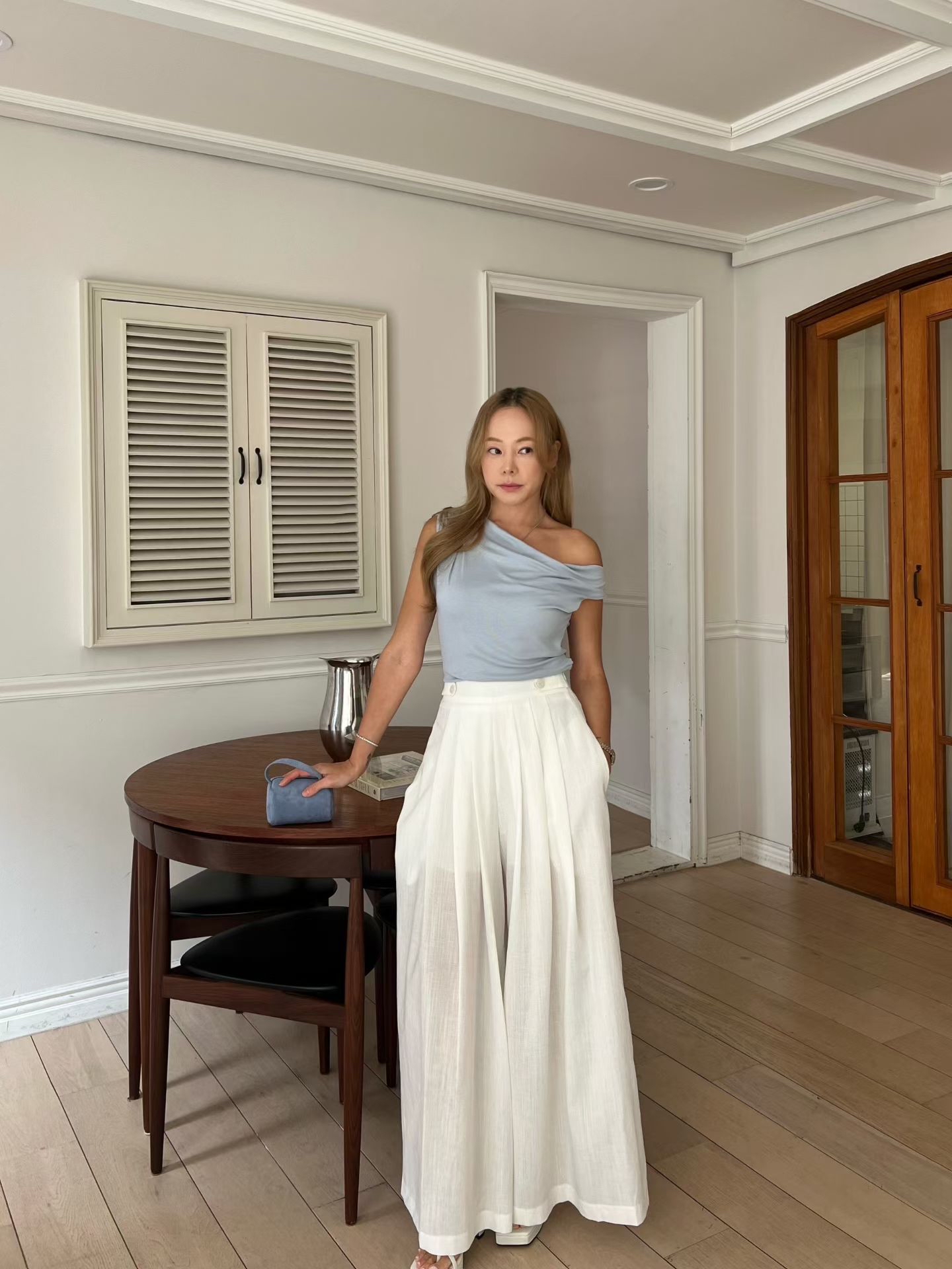 B13 腰間飾釦高質感壓摺闊腿褲