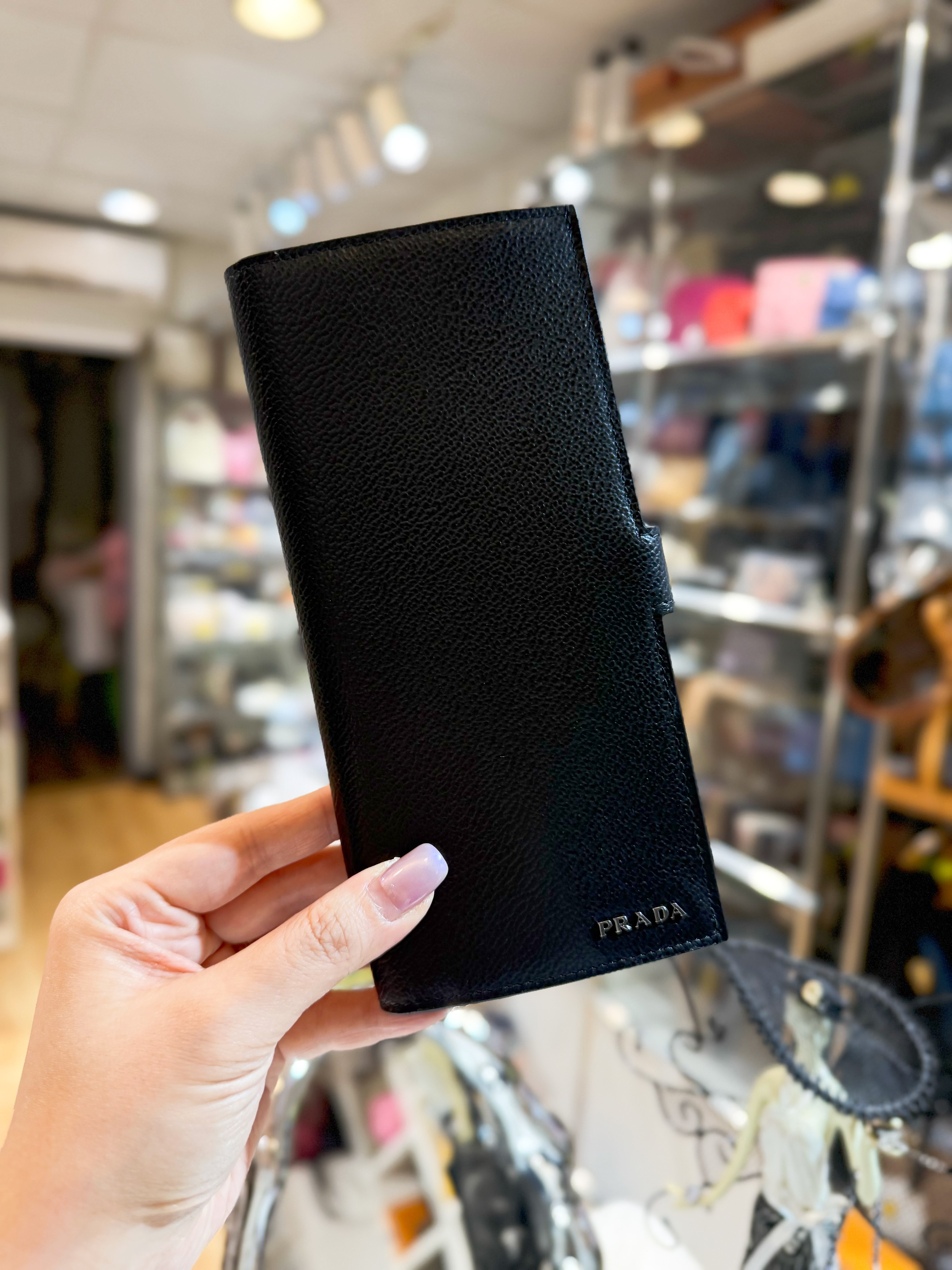 Prada slim wallet pebb/blk/navy